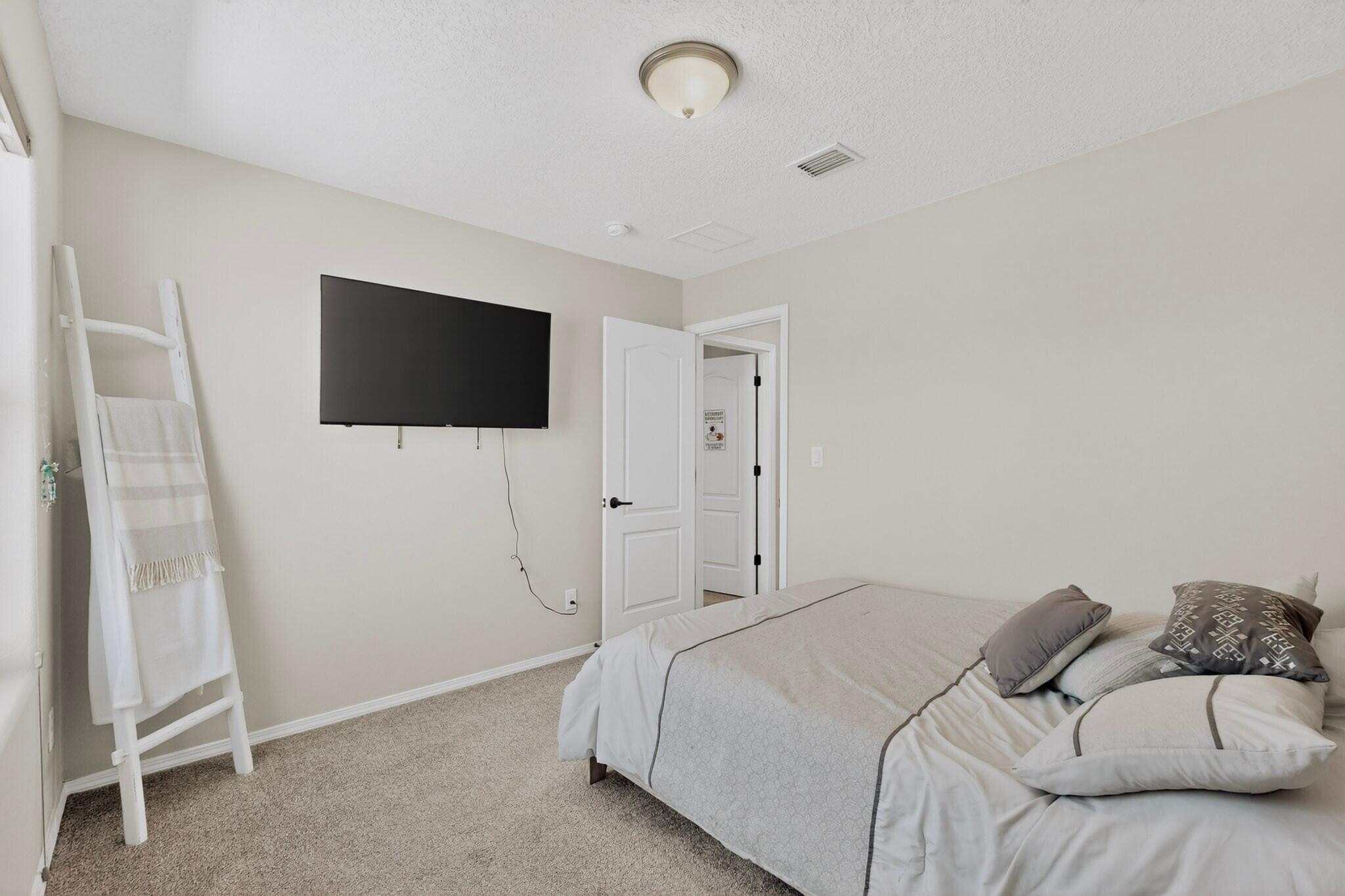 Photo 18 — 12100 Echo Valley Lane NW