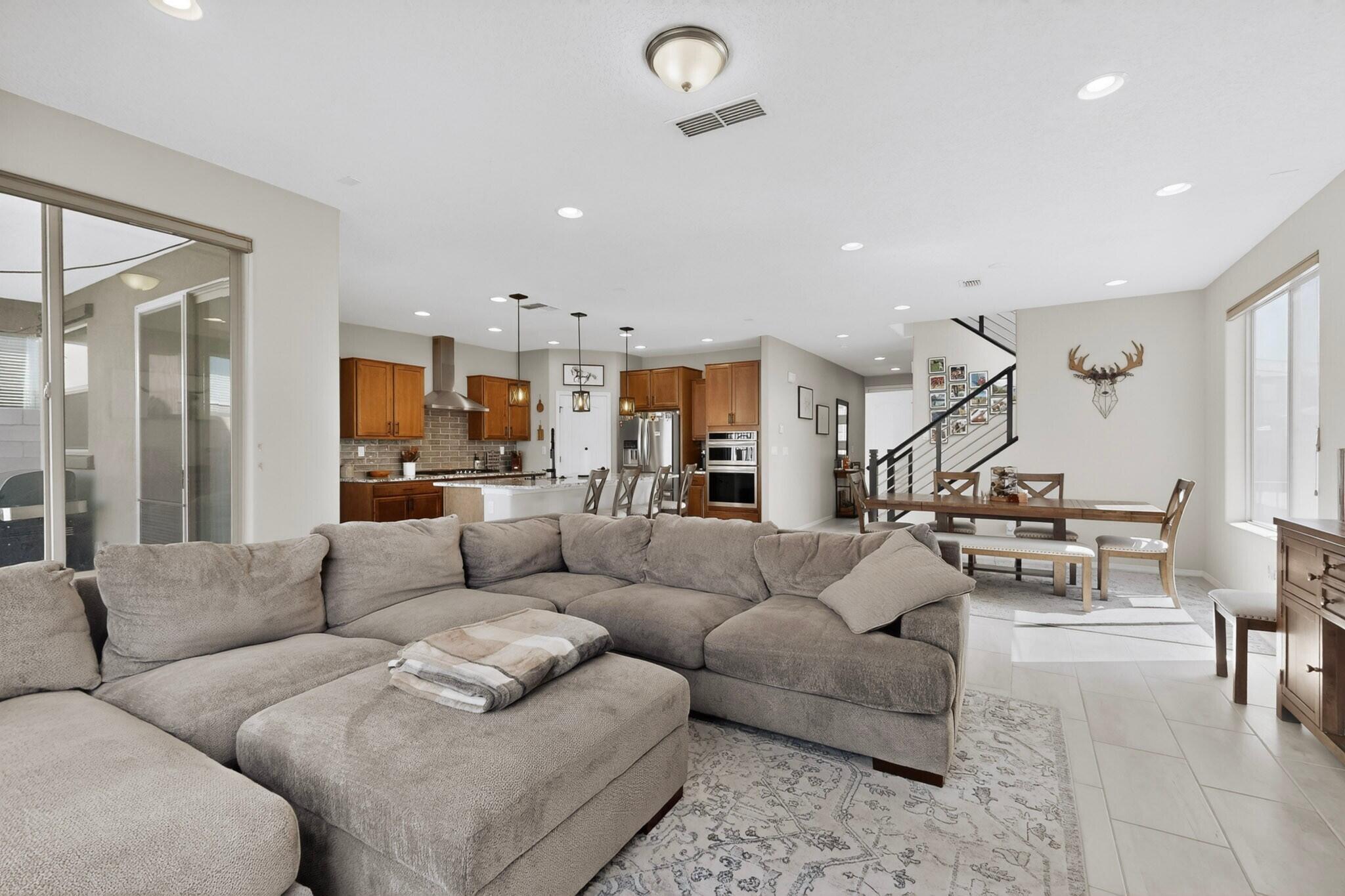 Photo 10 — 12100 Echo Valley Lane NW