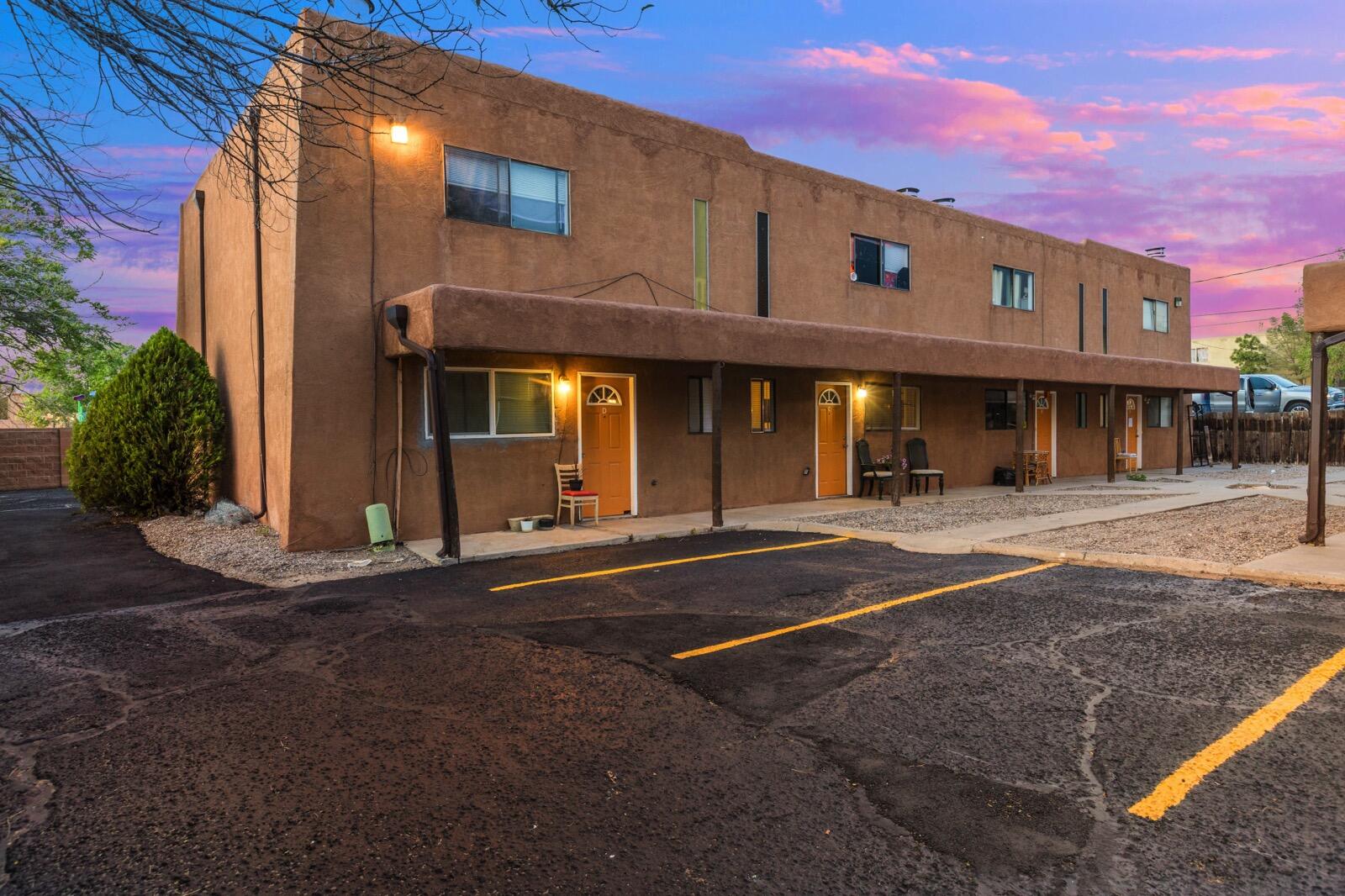 Photo 14 — 3505 Lafayette Drive NE