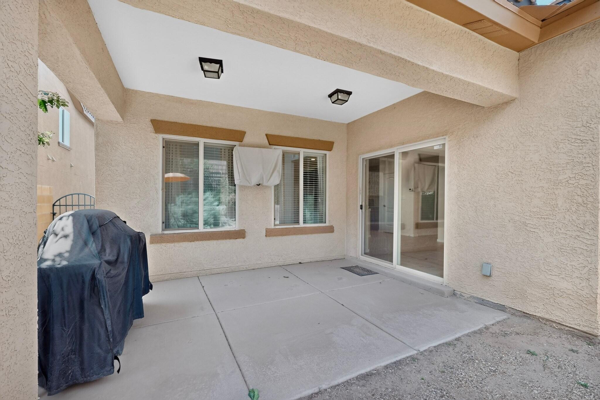 Photo 6 — 510 Palo Alto Drive NE