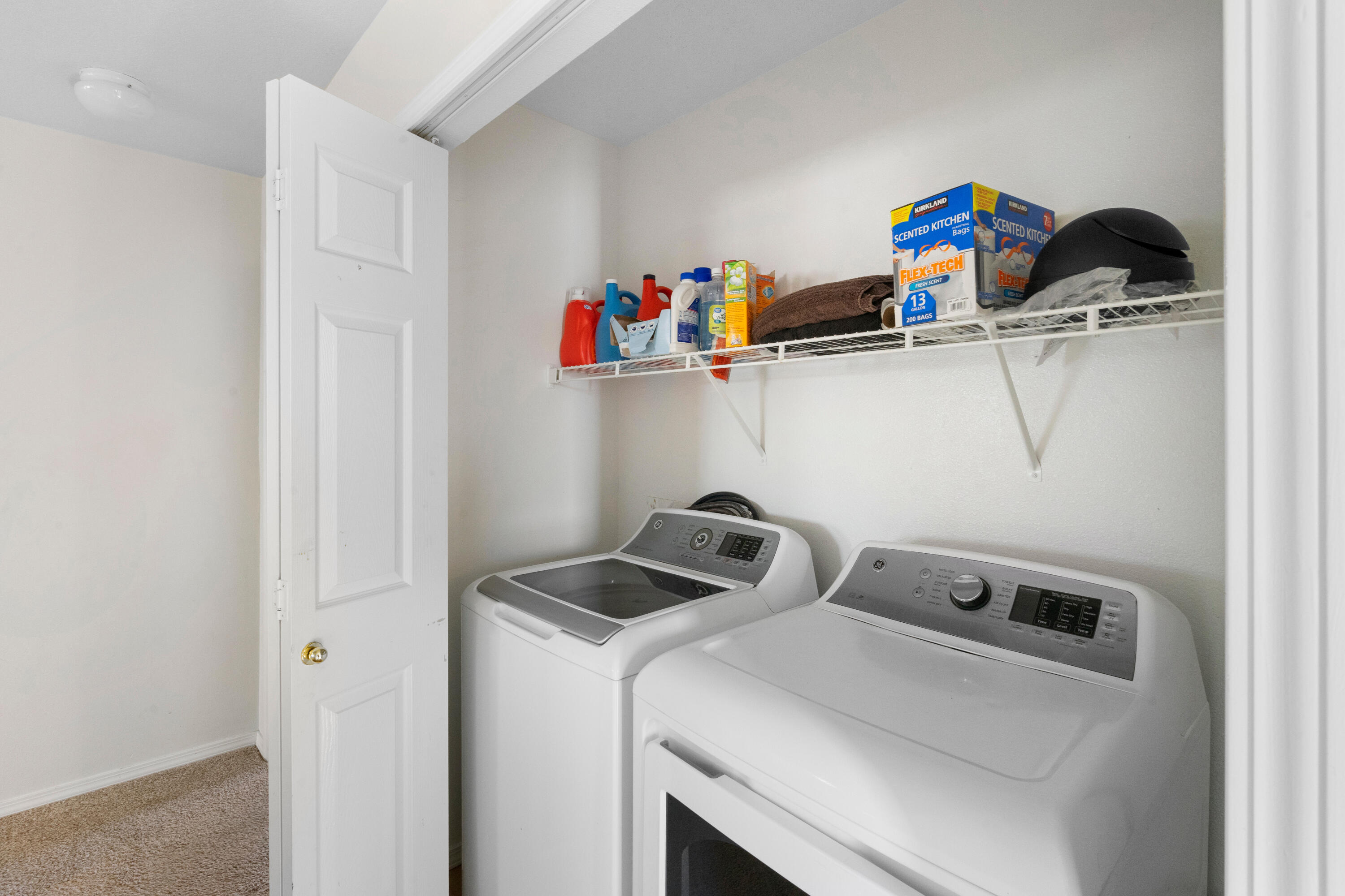 Photo 14 — 9809 Marlborough Avenue SW