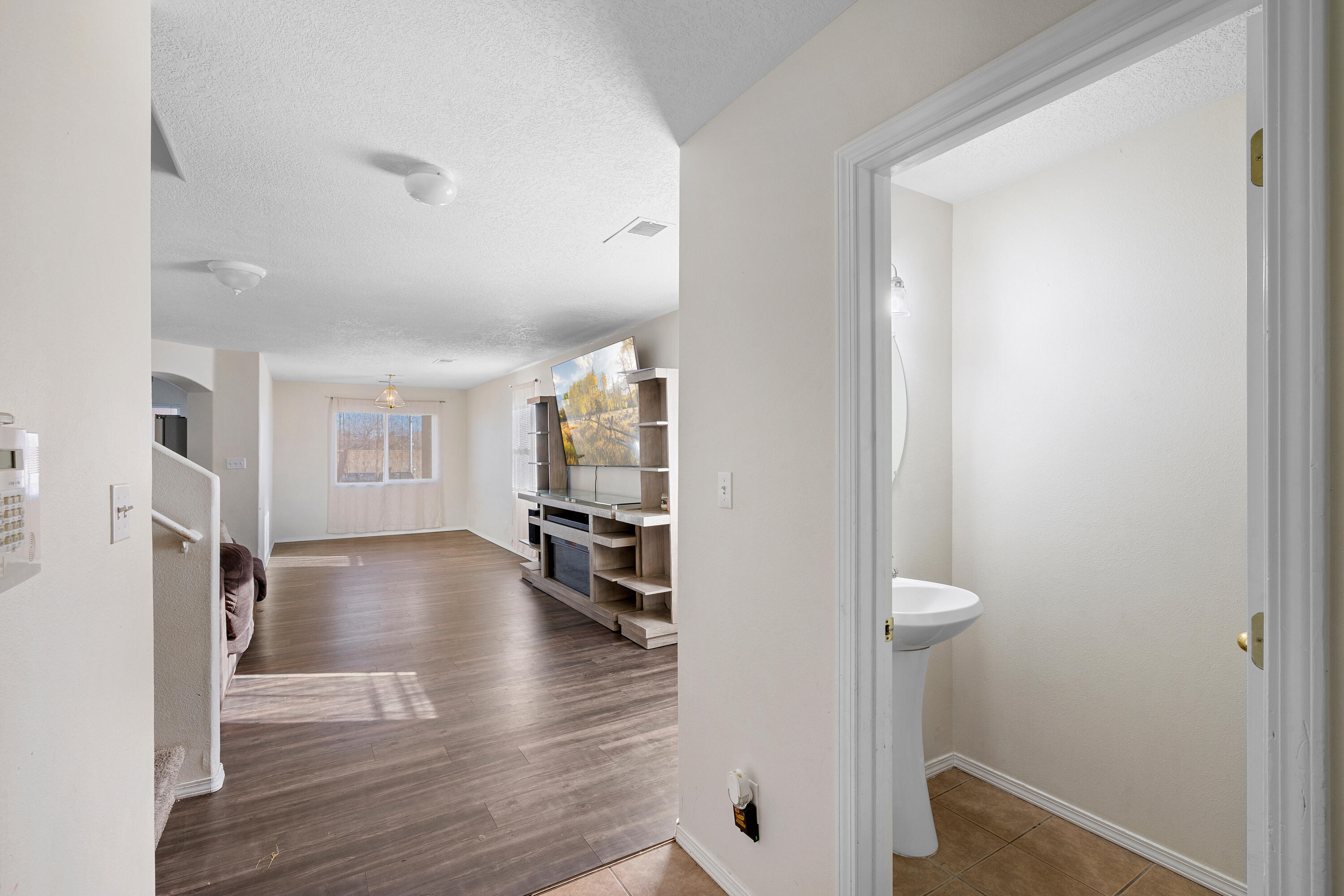 Photo 3 — 9809 Marlborough Avenue SW