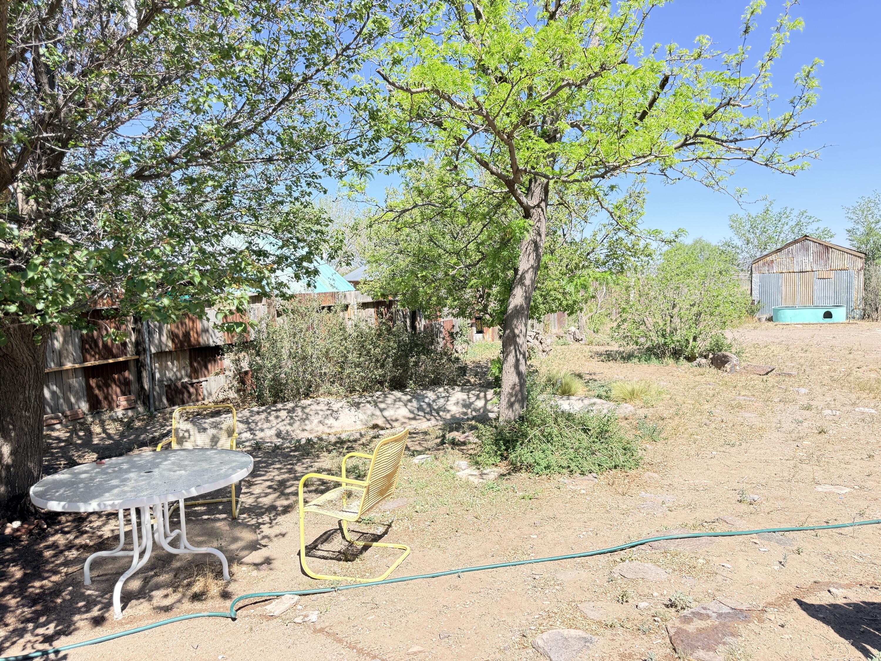 Photo 6 — 904 W 1st Street