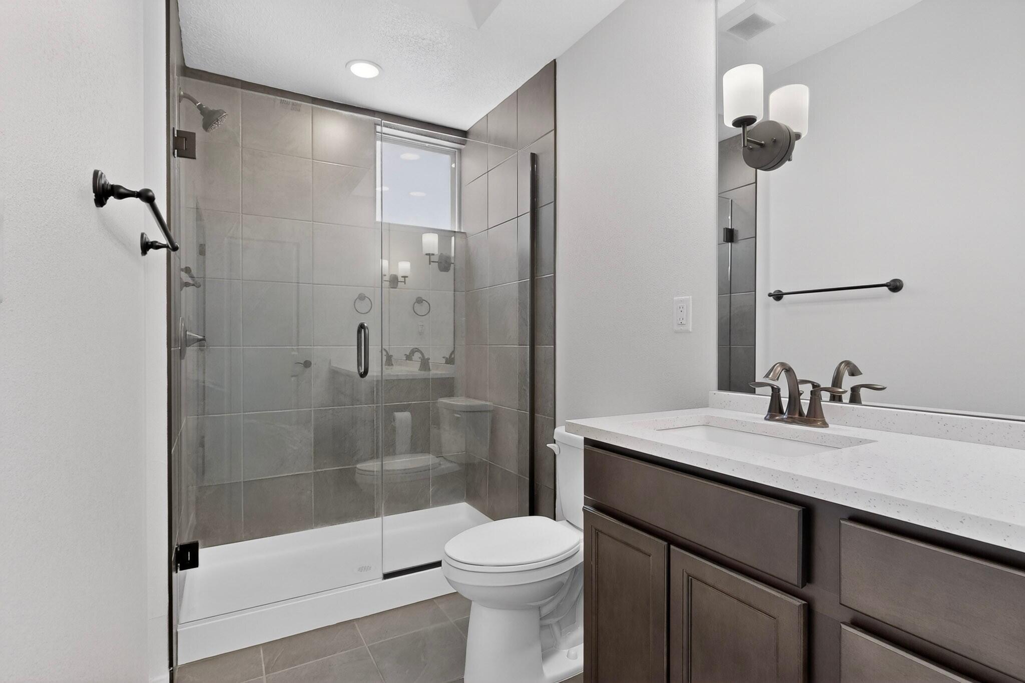 Photo 20 — 4989 Findley Street SW