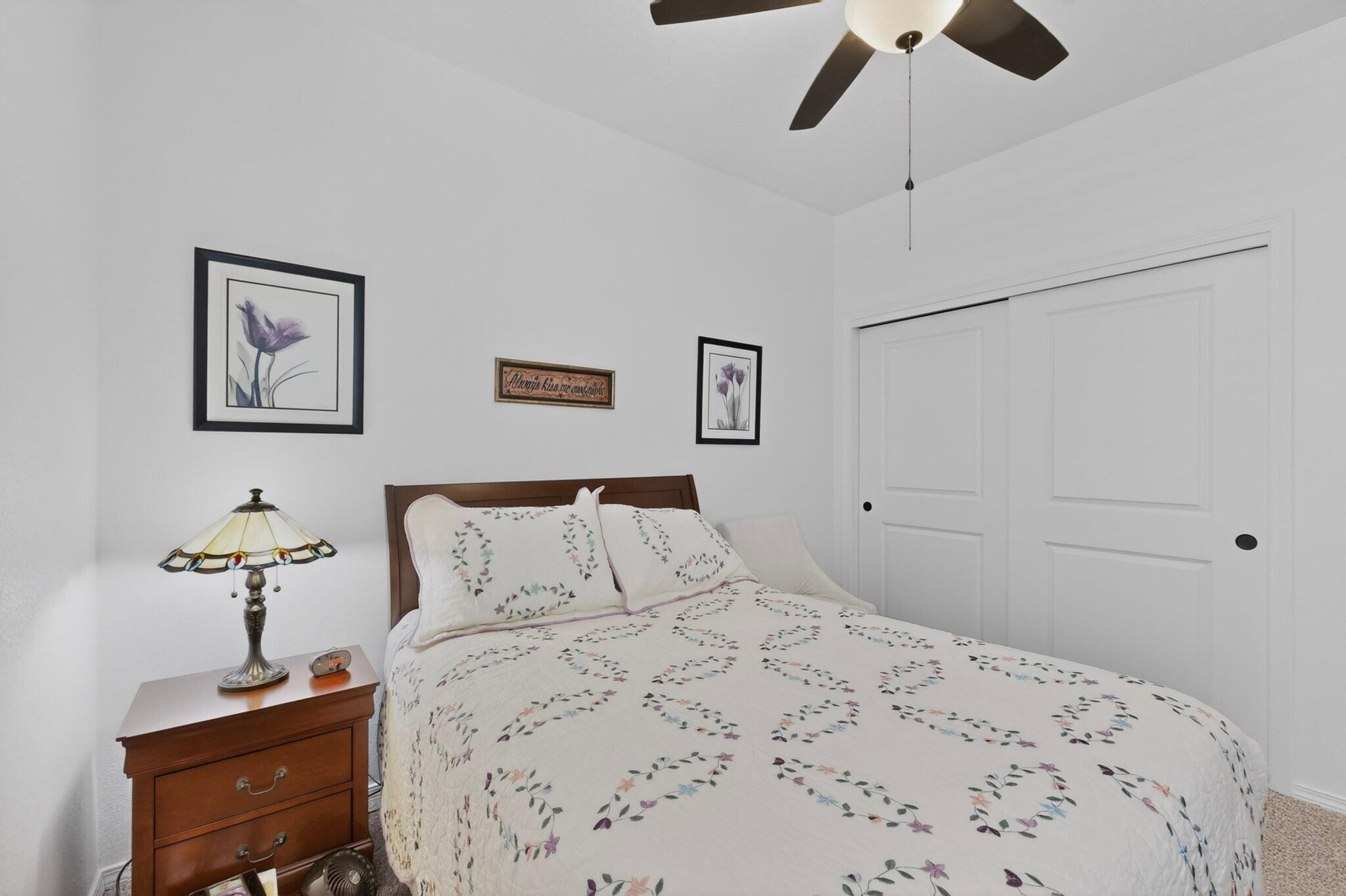Photo 18 — 4989 Findley Street SW