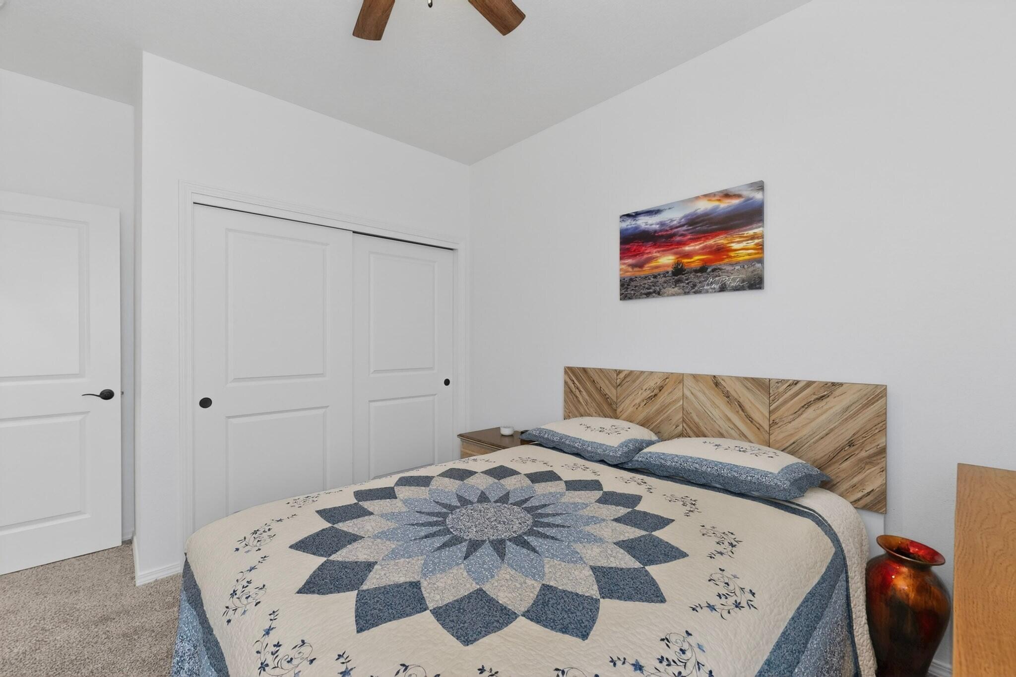 Photo 13 — 4989 Findley Street SW