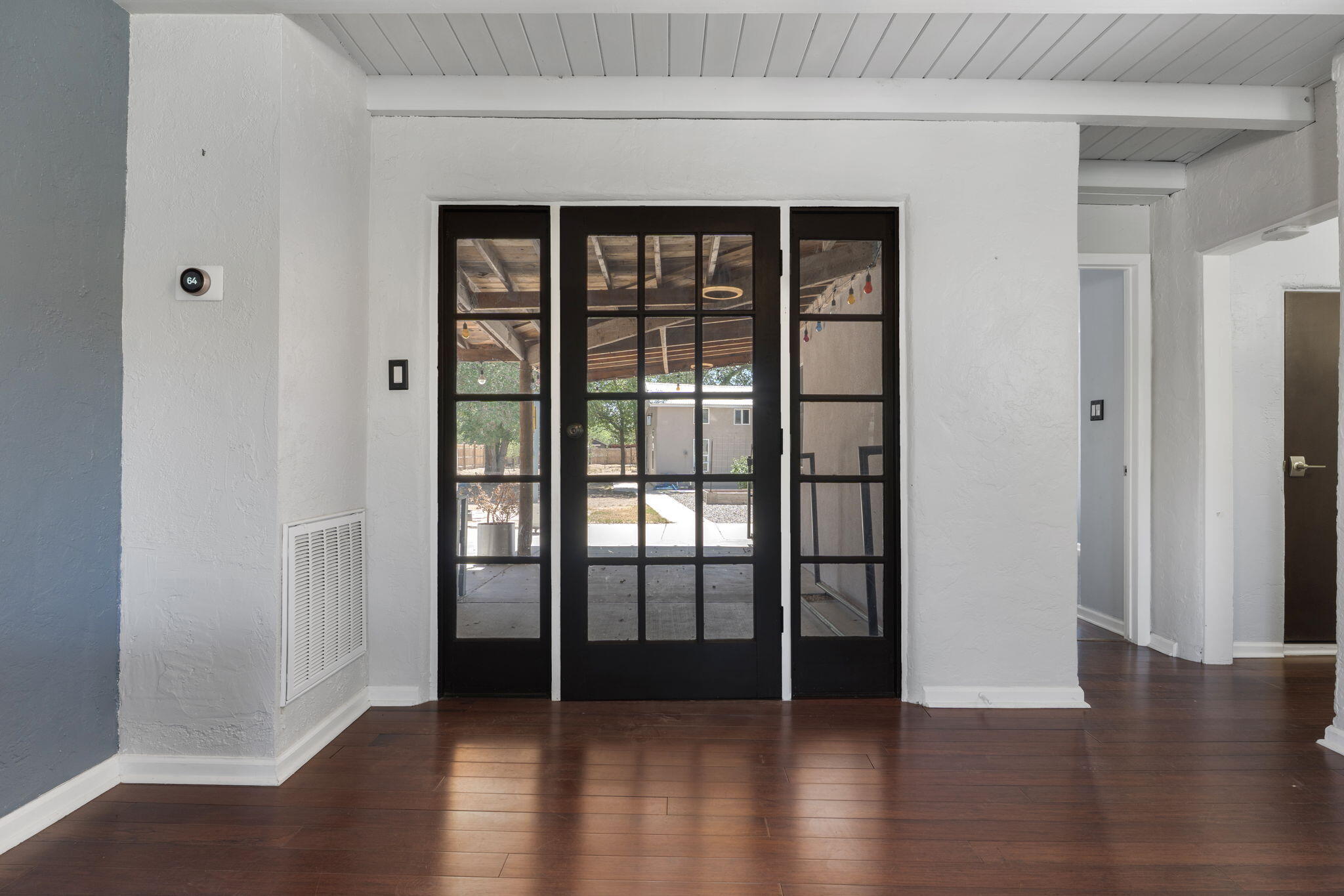 Photo 4 — 2616 Mountain Road NW