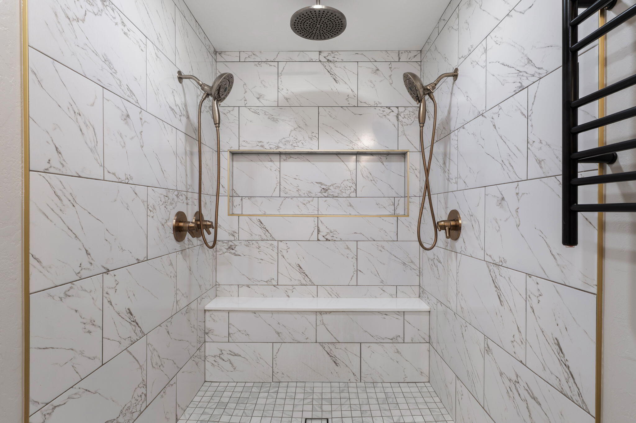 Photo 13 — 2616 Mountain Road NW