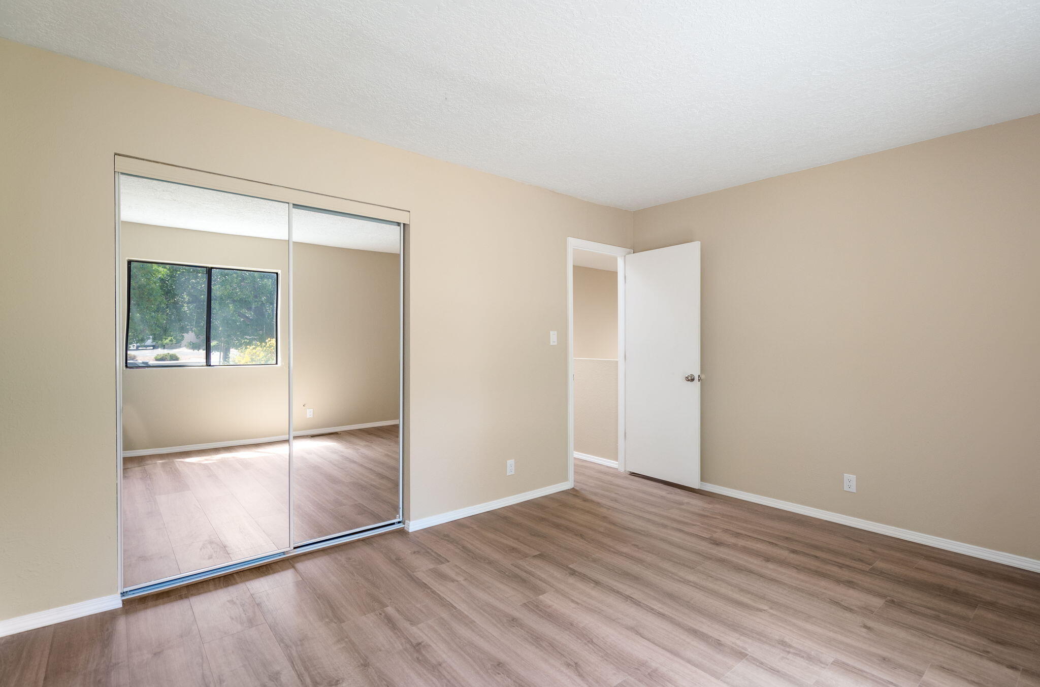Photo 9 — 7904 Blue Jay Lane NE