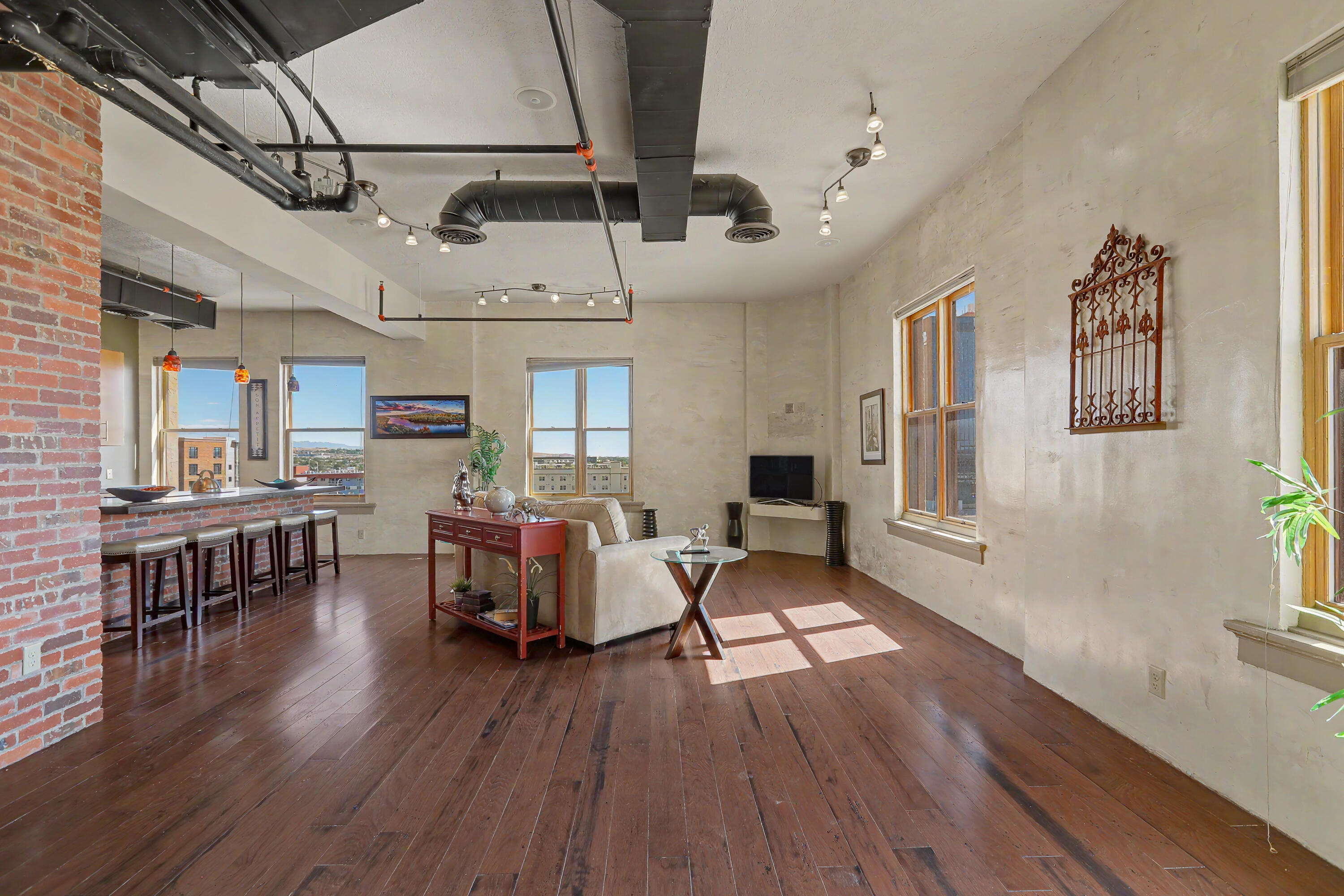 Photo 14 — 219 Central Avenue NW APT 504