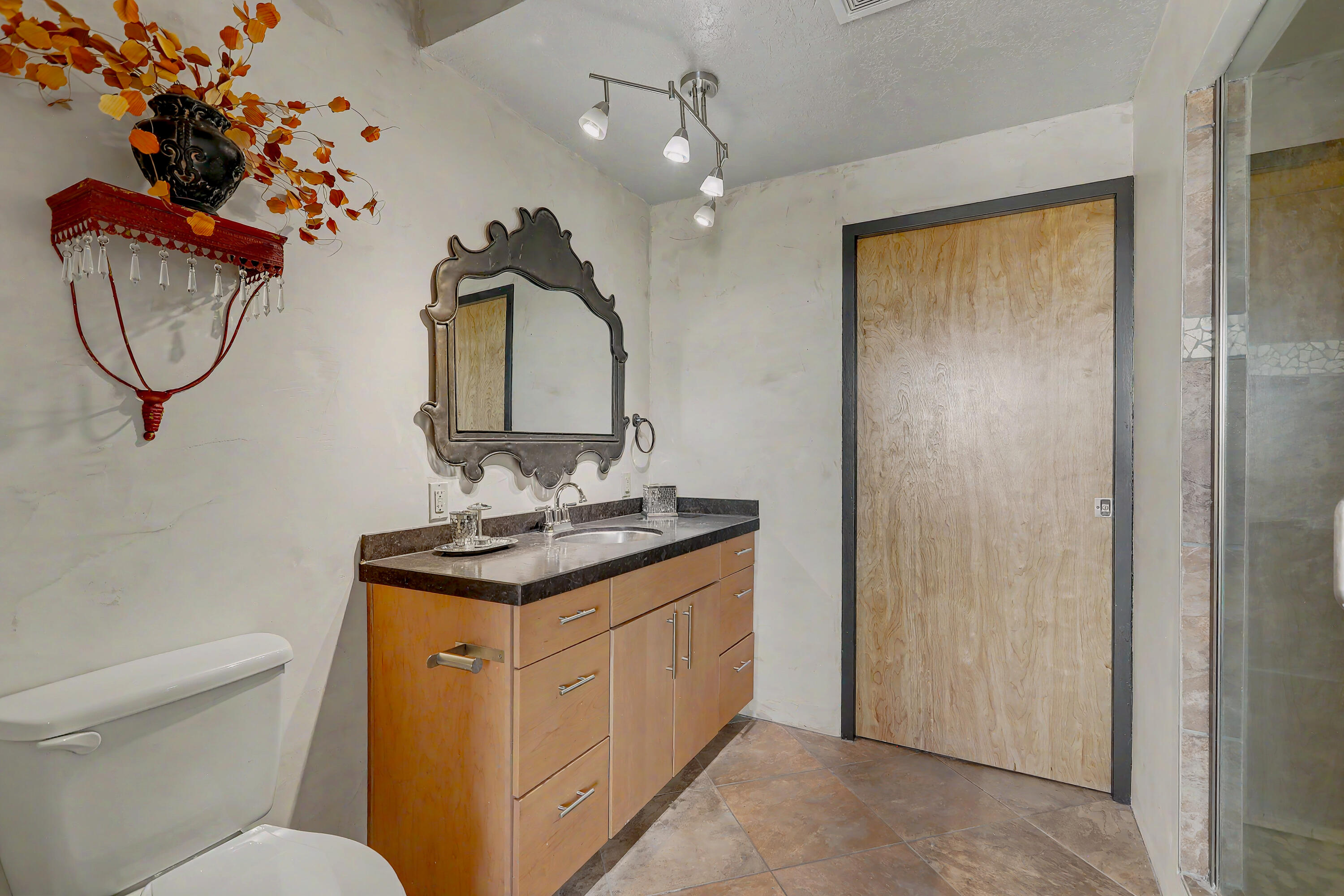 Photo 3 — 219 Central Avenue NW APT 504