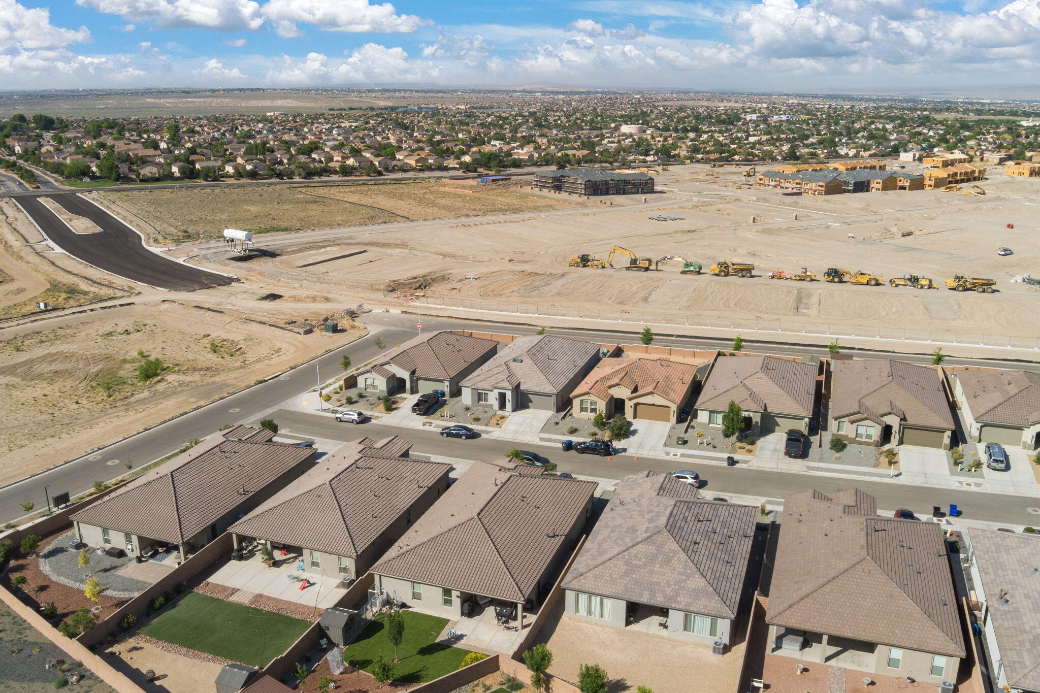 Photo 7 — 9116 Cambrils Drive NW