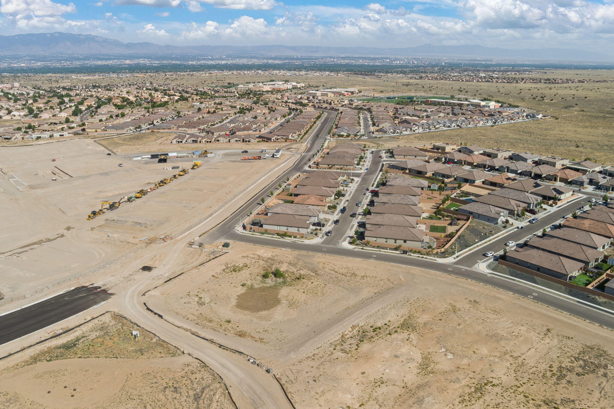 Photo 5 — 9116 Cambrils Drive NW