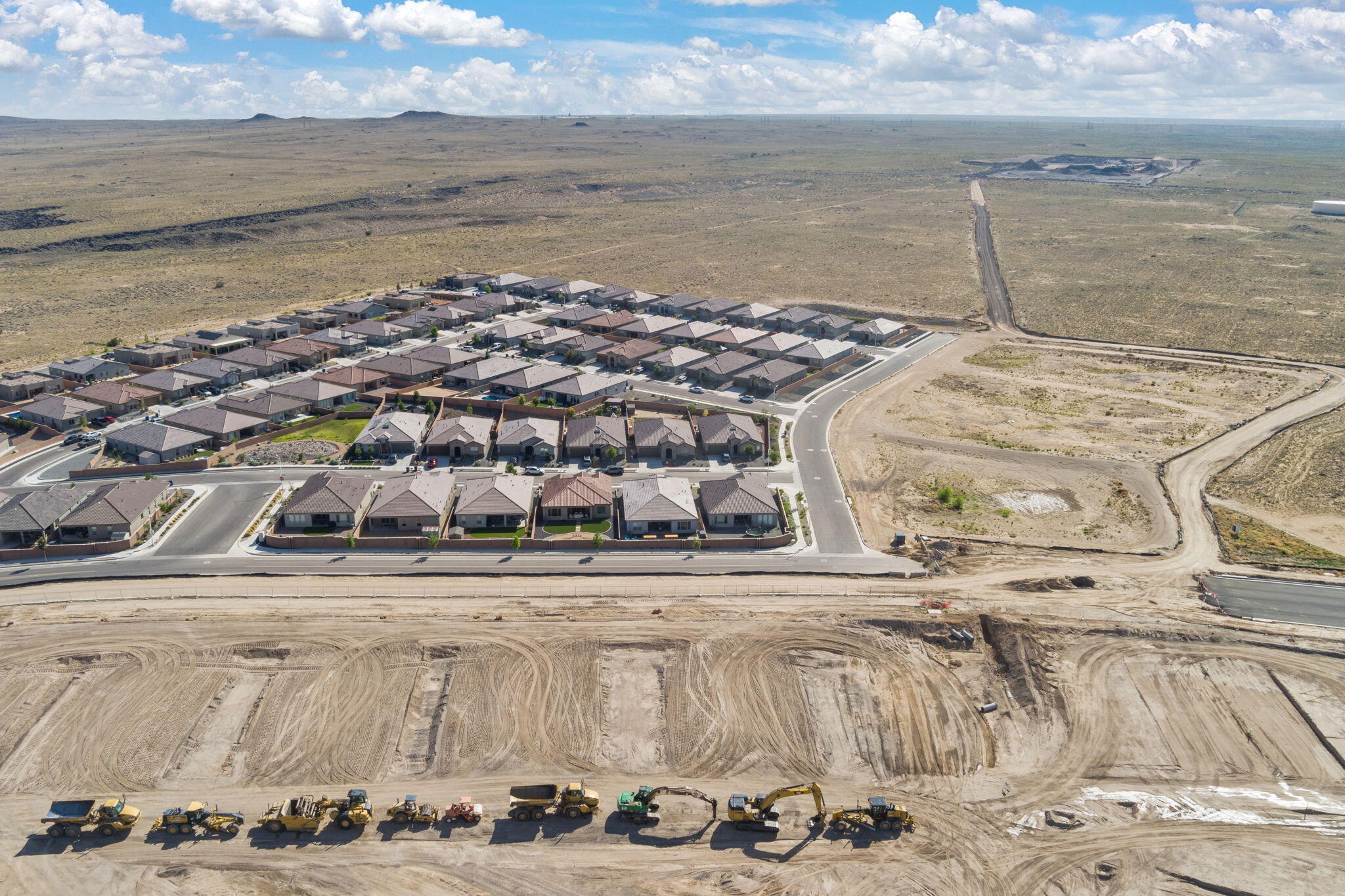 Photo 4 — 9116 Cambrils Drive NW