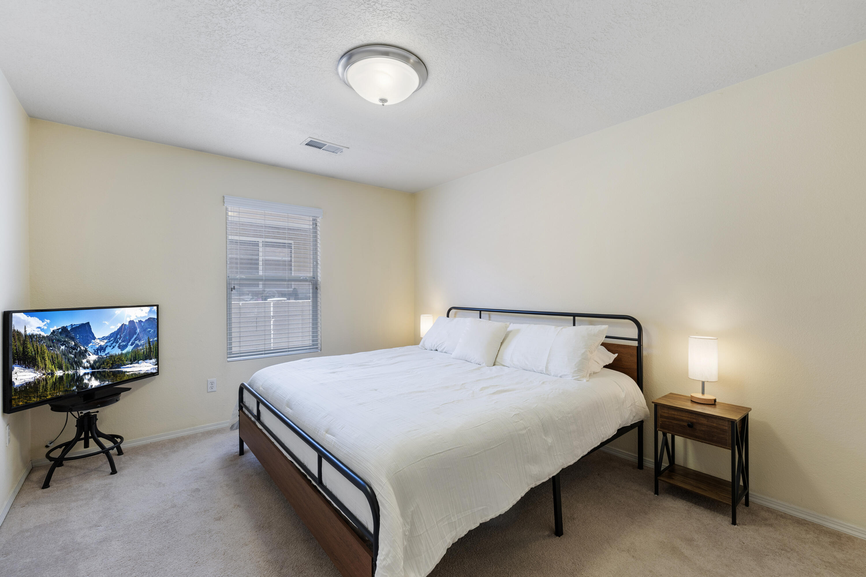 Photo 15 — 9205 HALYARD Road NW