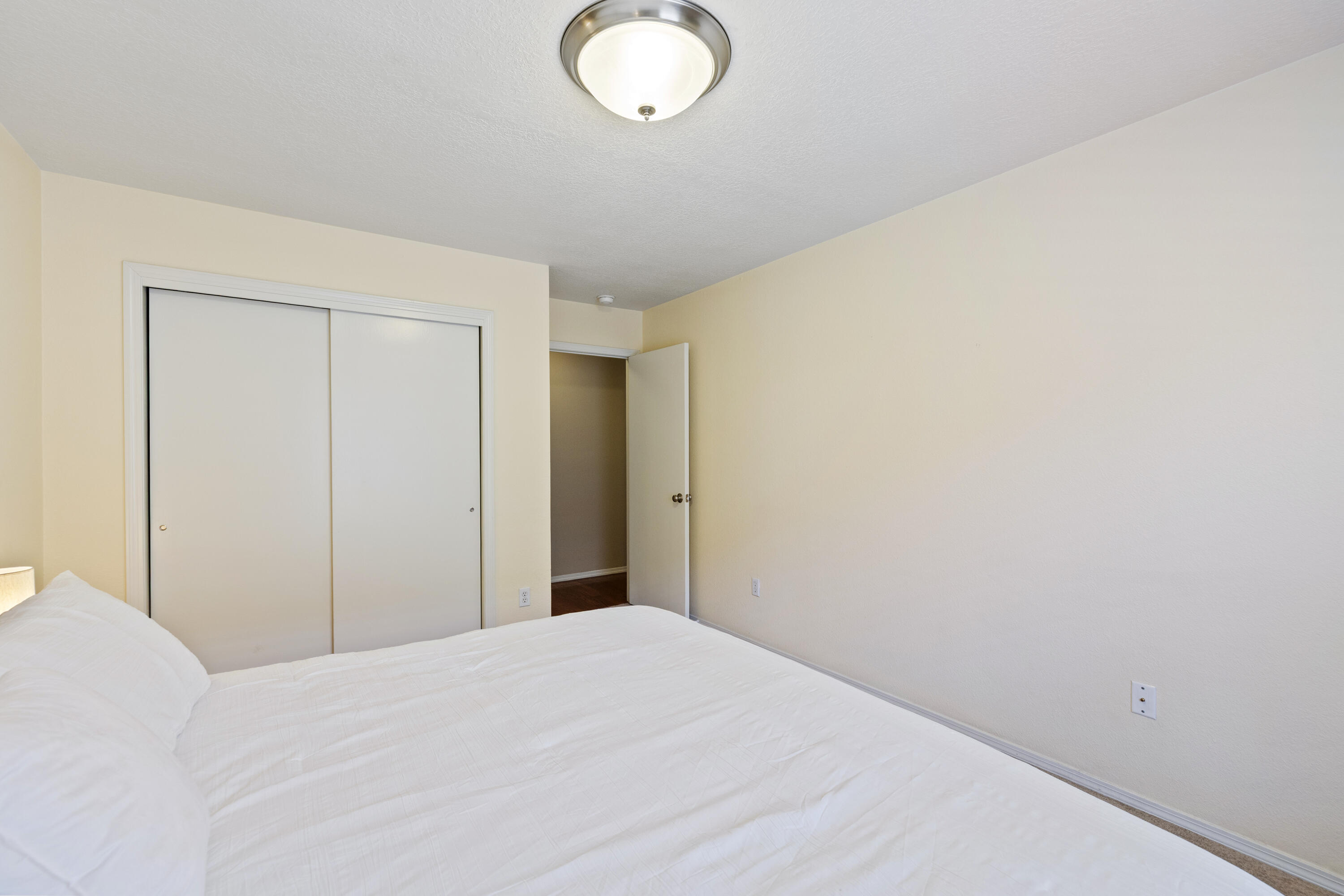 Photo 14 — 9205 HALYARD Road NW