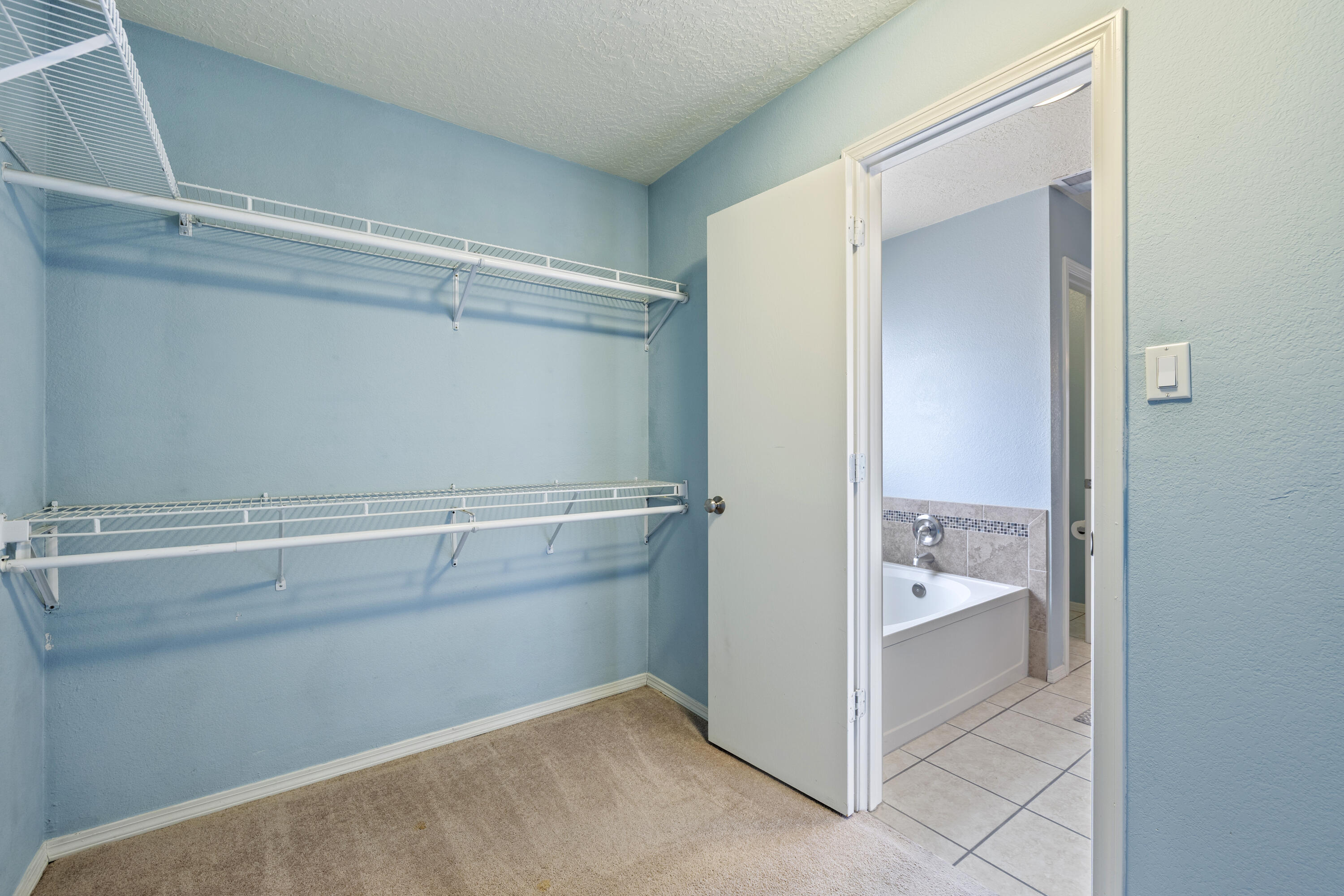 Photo 14 — 9205 Halyard Road NW