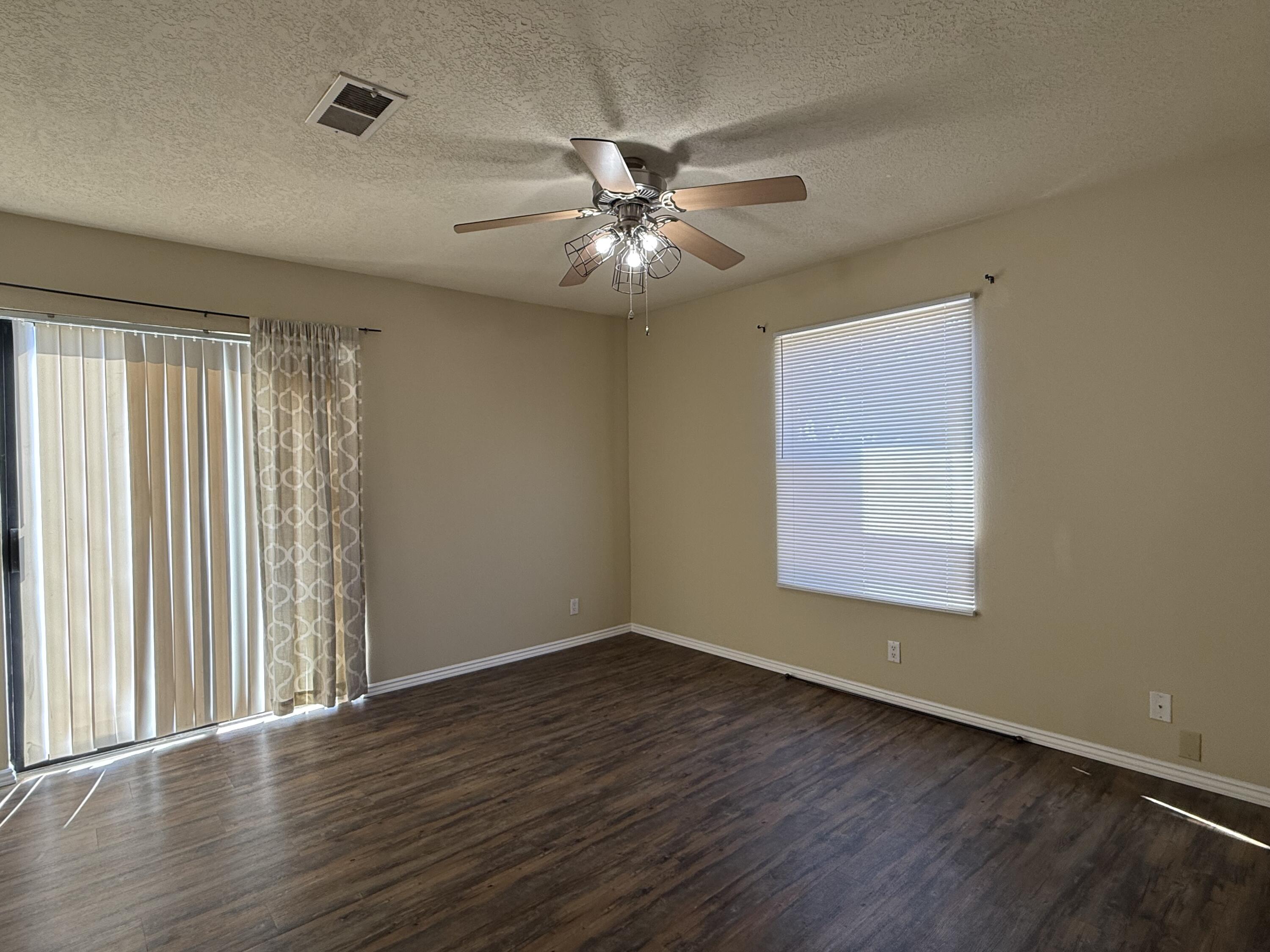 Photo 19 — 7200 Whippoorwill Lane NE