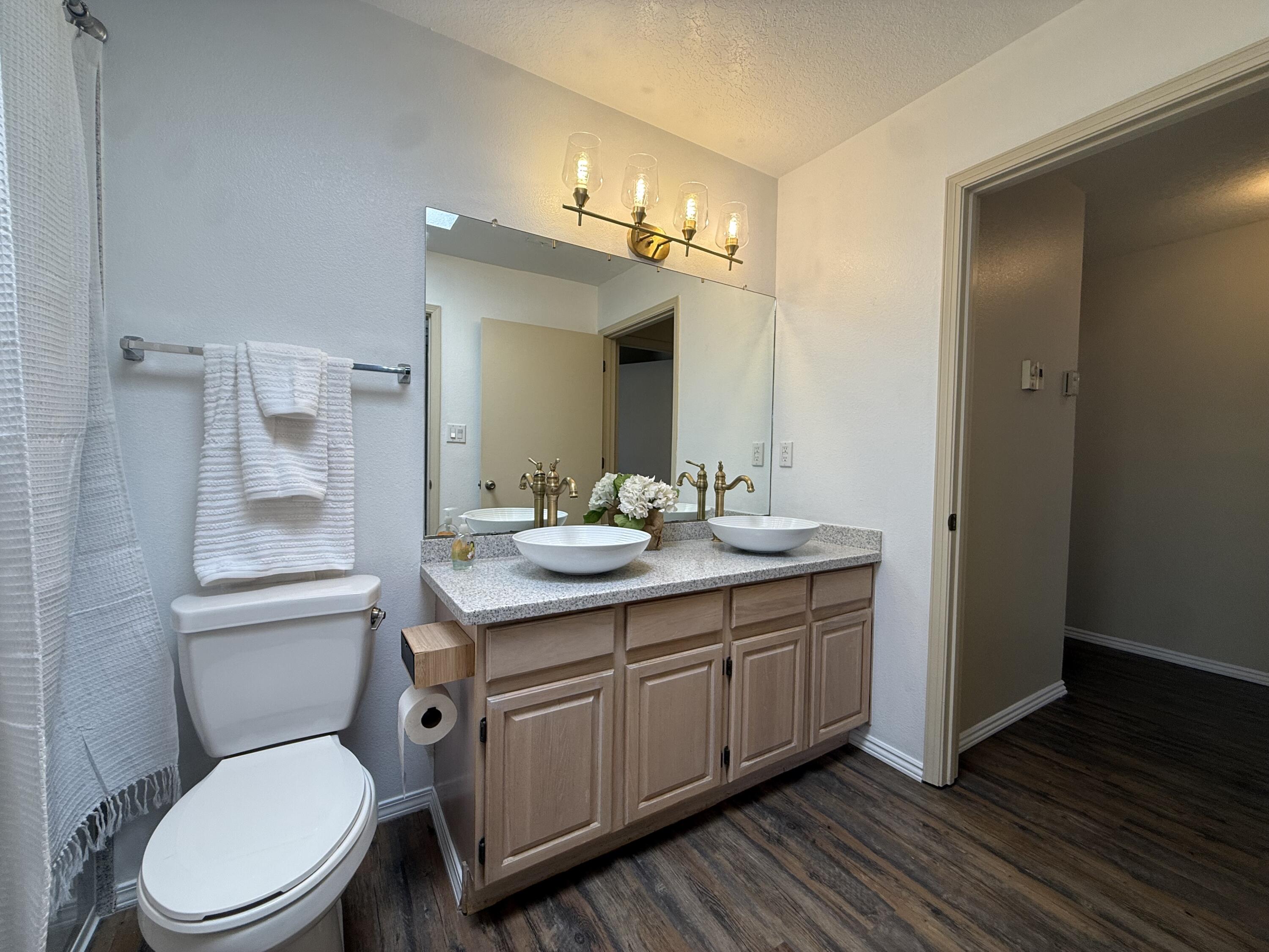 Photo 3 — 7200 Whippoorwill Lane NE