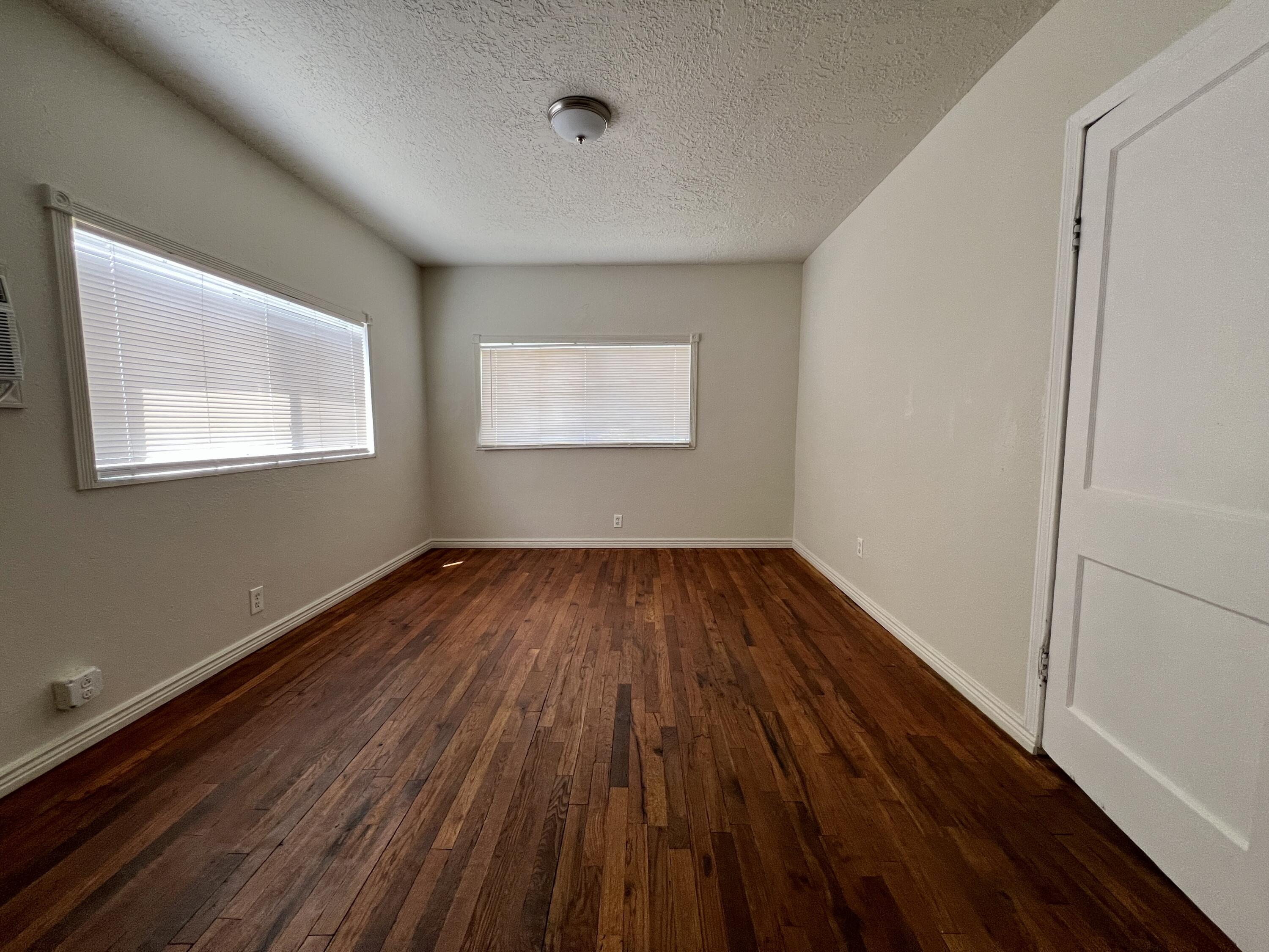 Photo 16 — 316 9th Street SW
