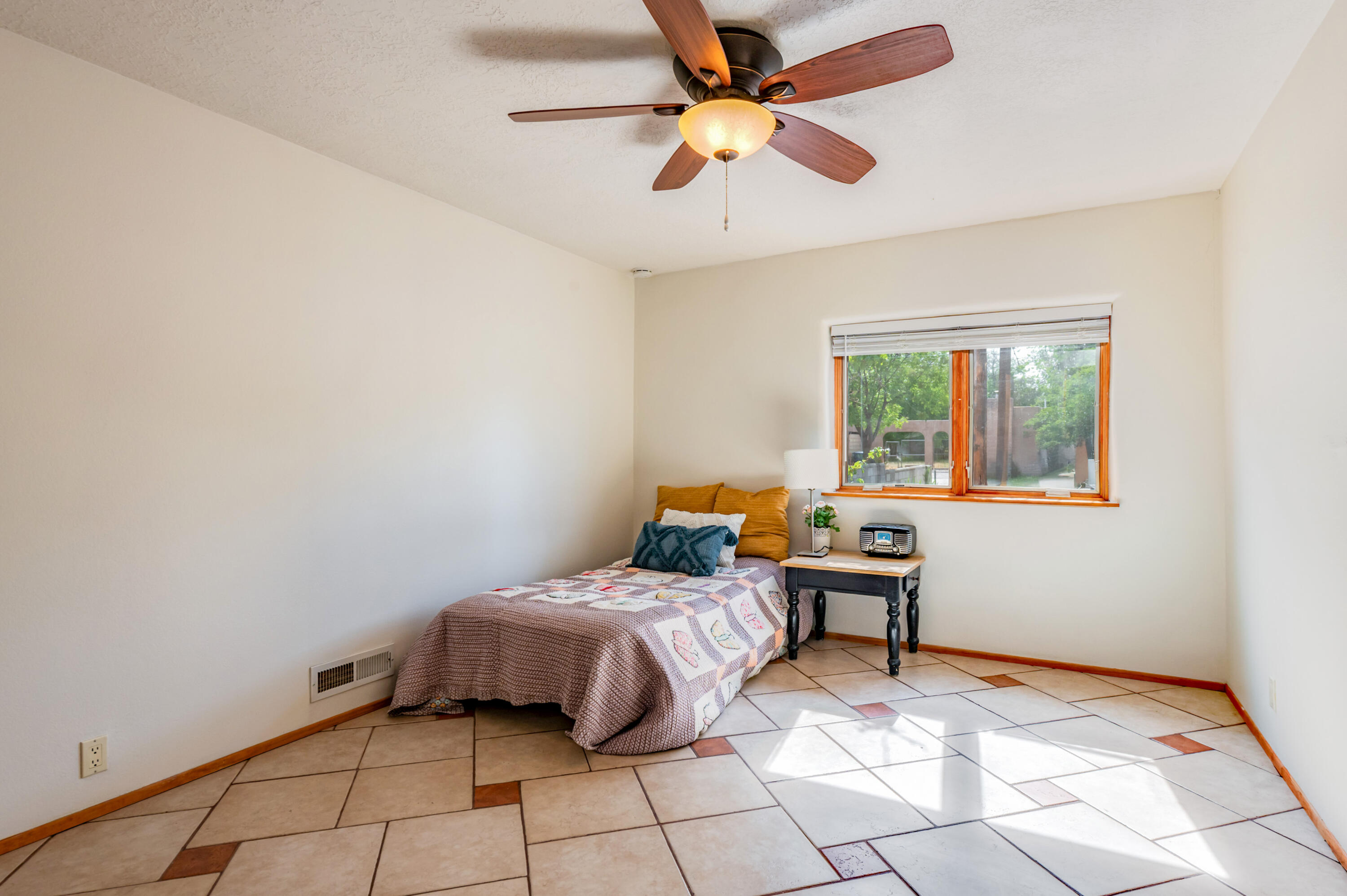 Photo 9 — 4501 8th Street NW