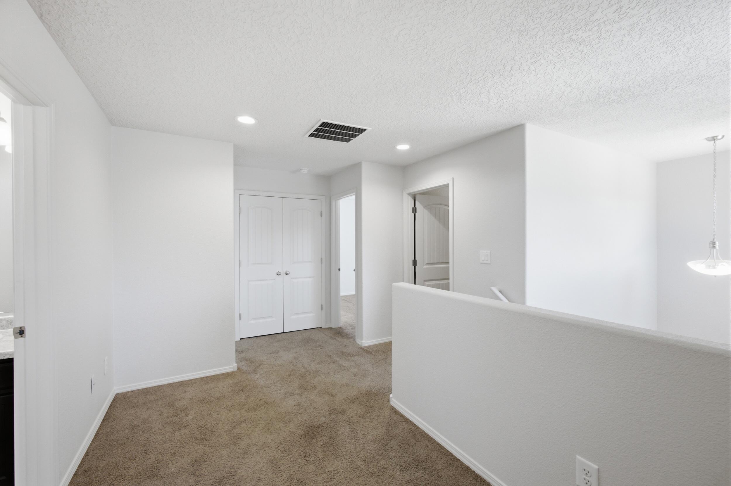 Photo 2 — 27 Hermanos Loop