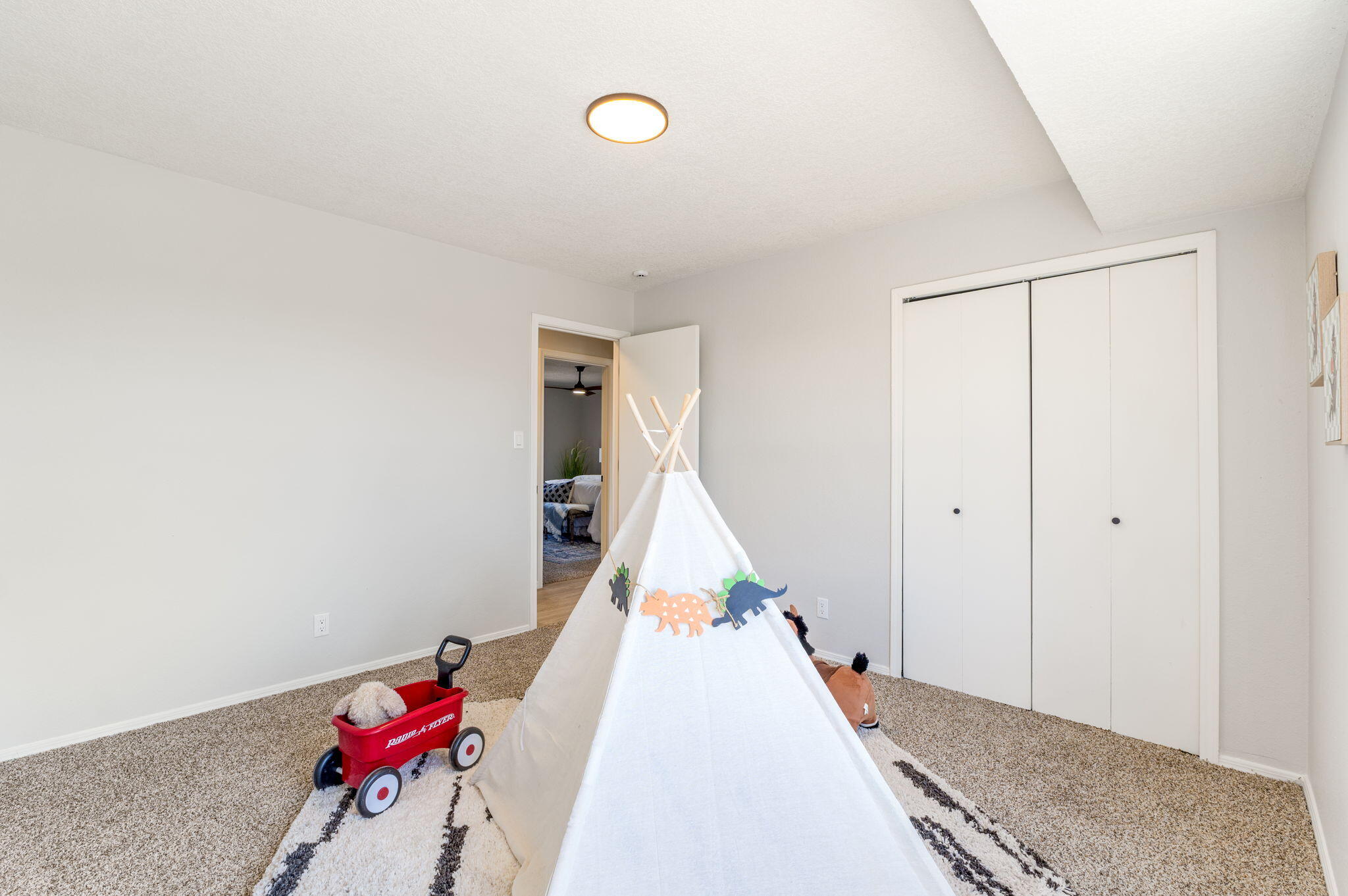 Photo 5 — 1705 Arlene Road SE