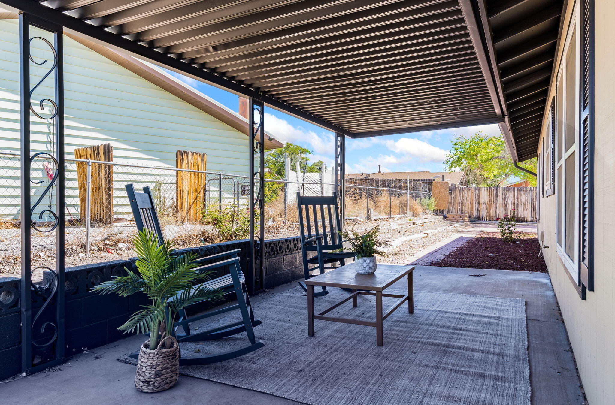 Photo 7 — 1705 Arlene Road SE