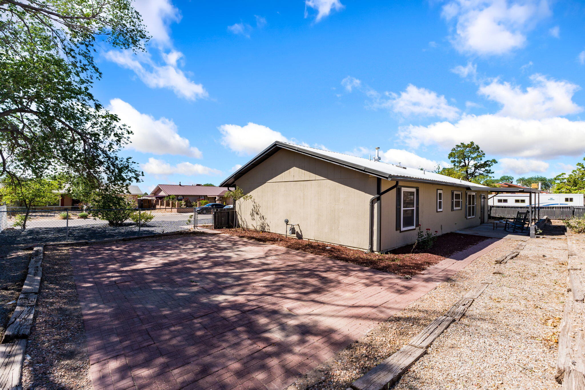Photo 8 — 1705 Arlene Road SE