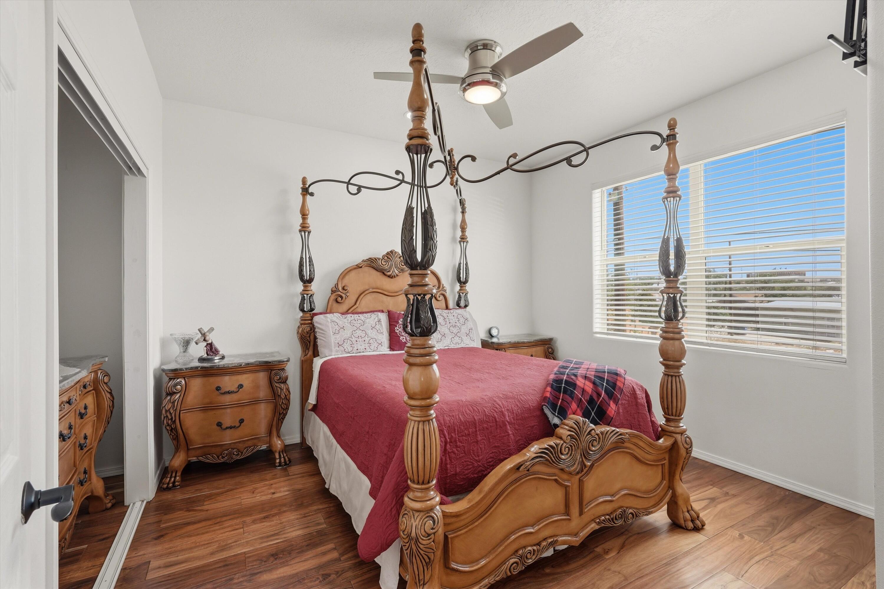 Photo 13 — 503 Martinez Drive NE