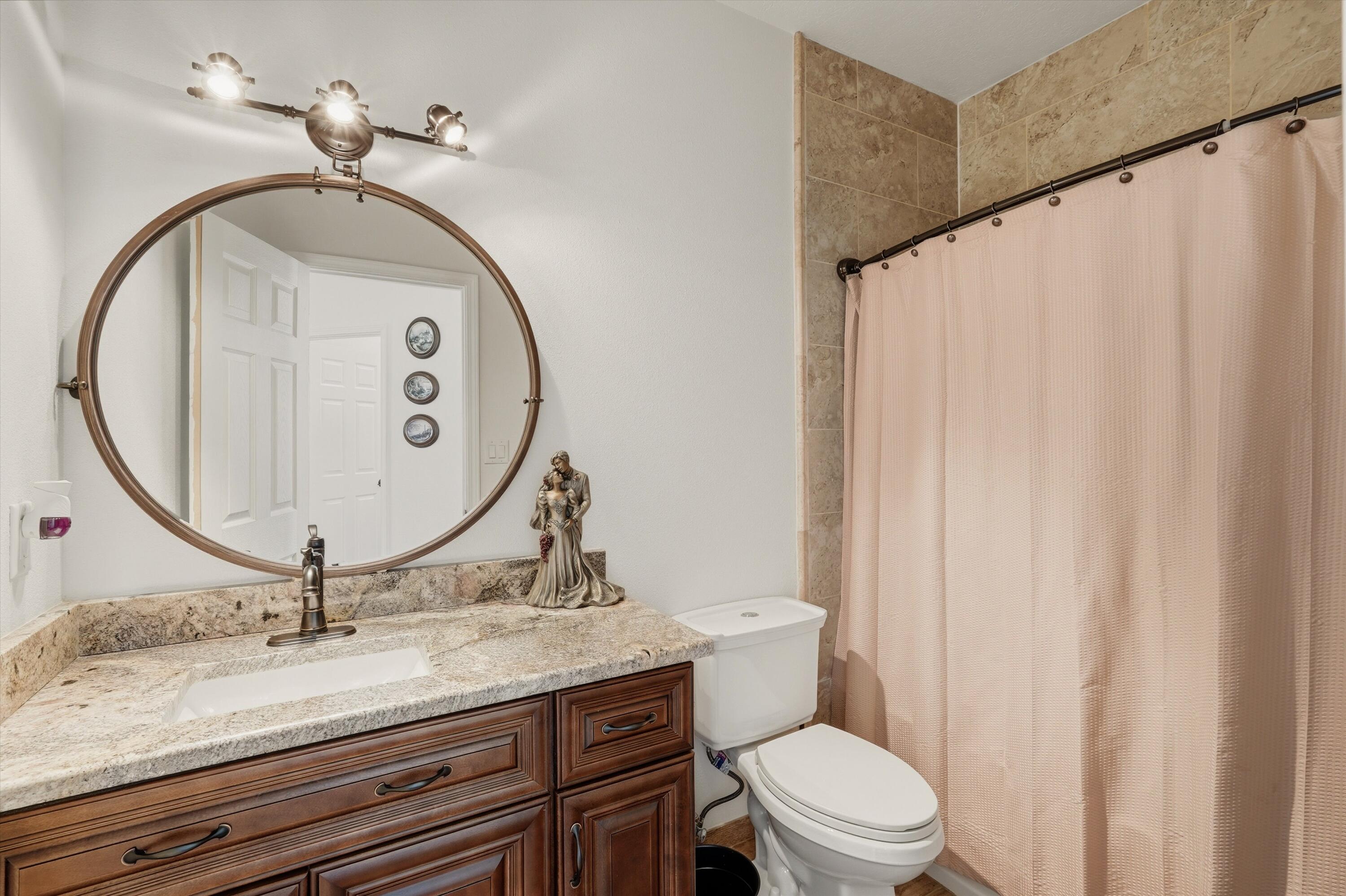 Photo 10 — 503 Martinez Drive NE