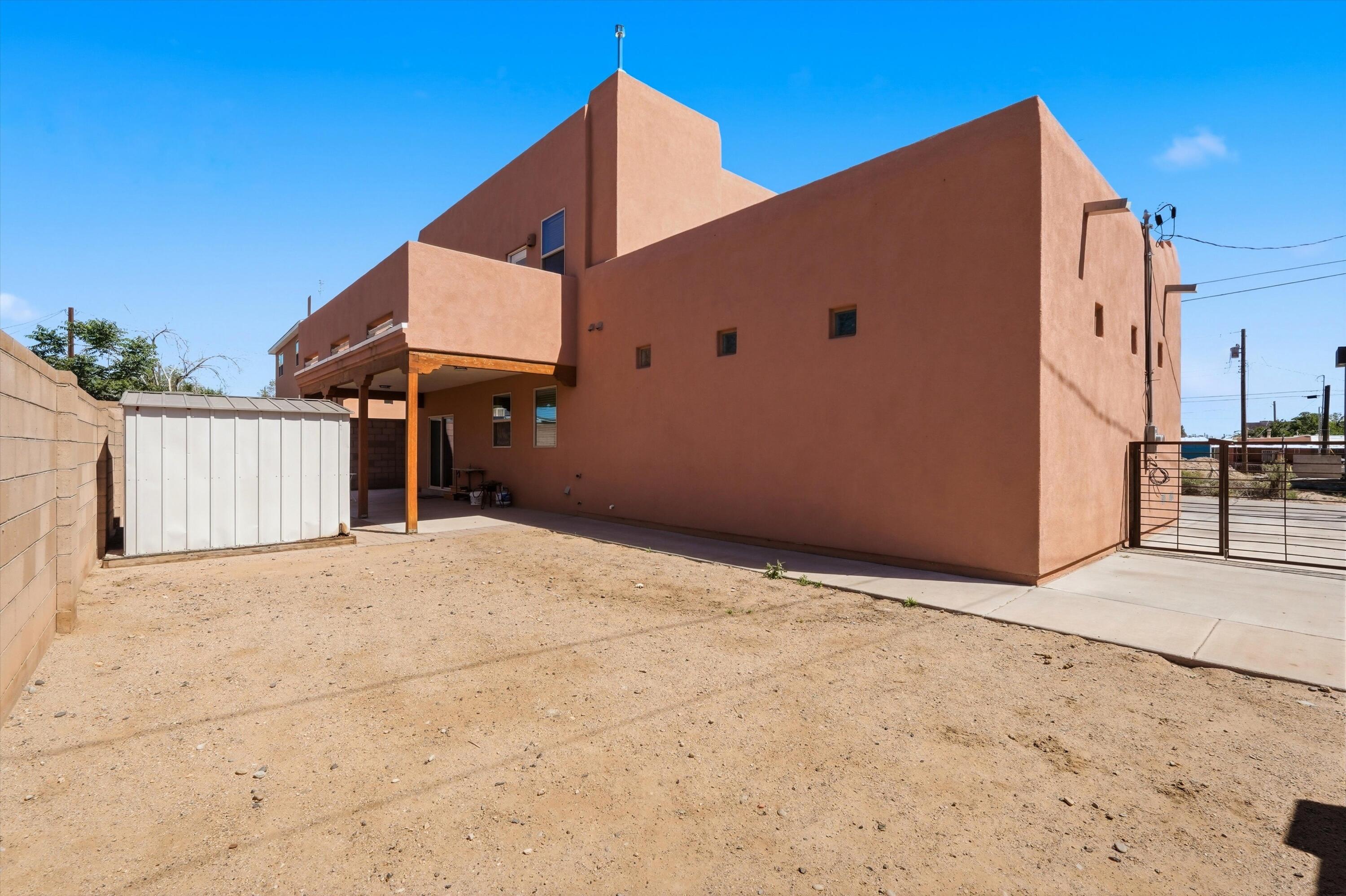 Photo 4 — 503 Martinez Drive NE
