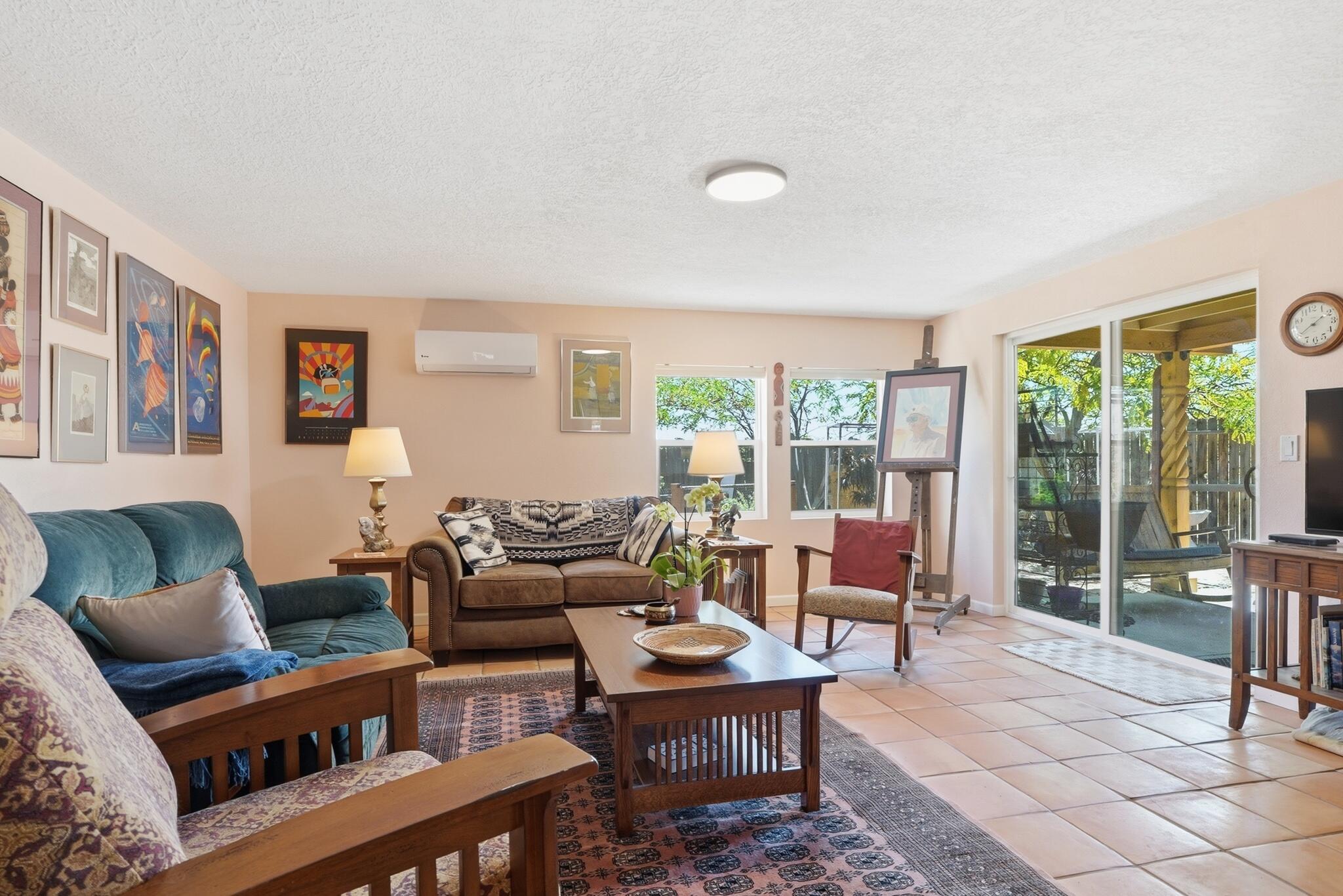 Photo 8 — 5902 Azuelo Avenue NW