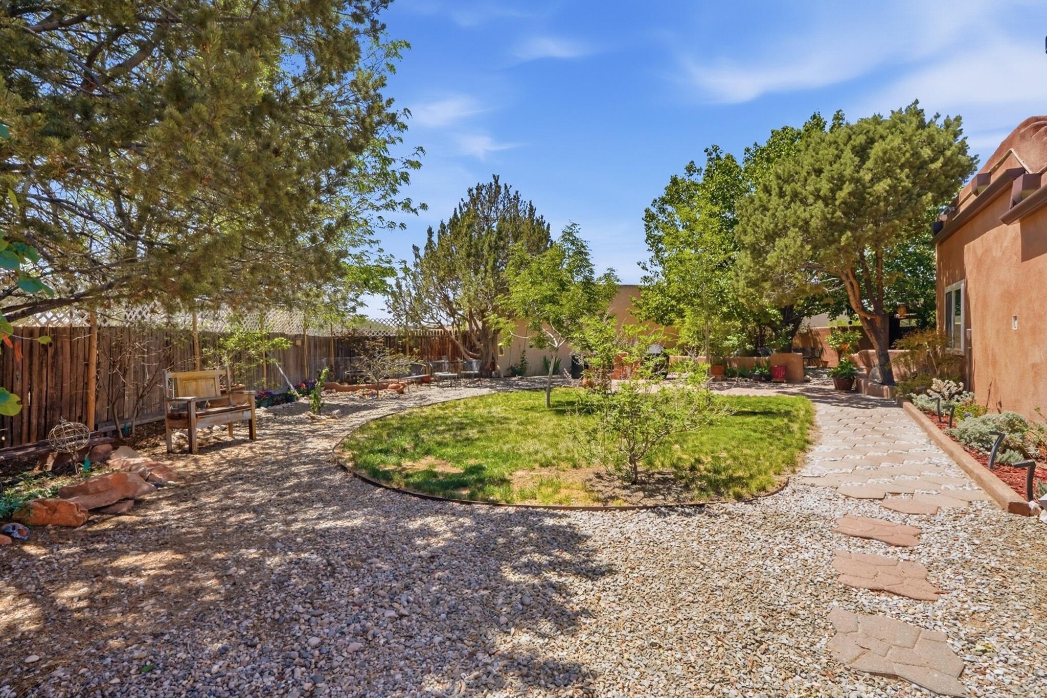Photo 2 — 5902 Azuelo Avenue NW