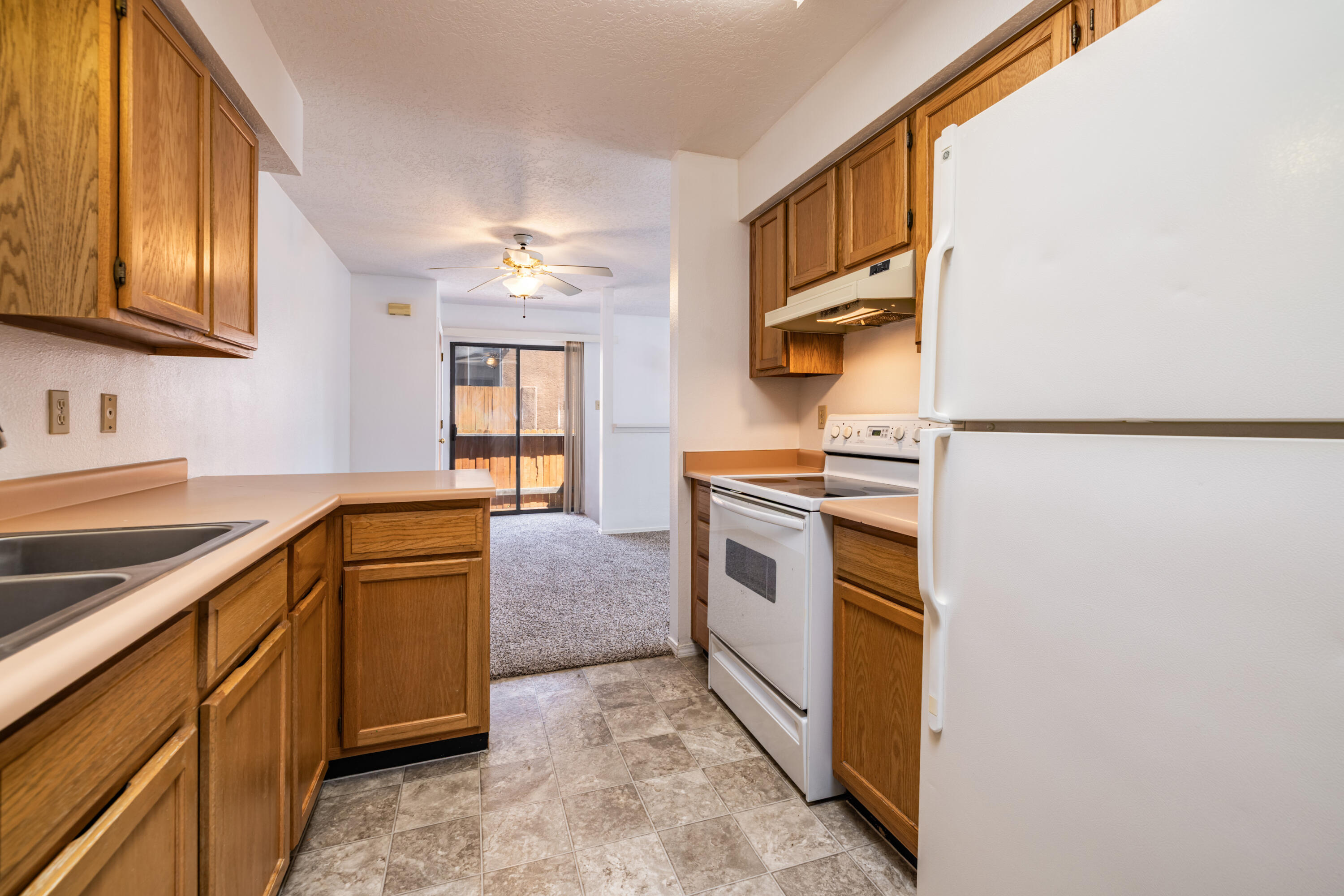 Photo 20 — 5801 Lowell Street NE UNIT 28D