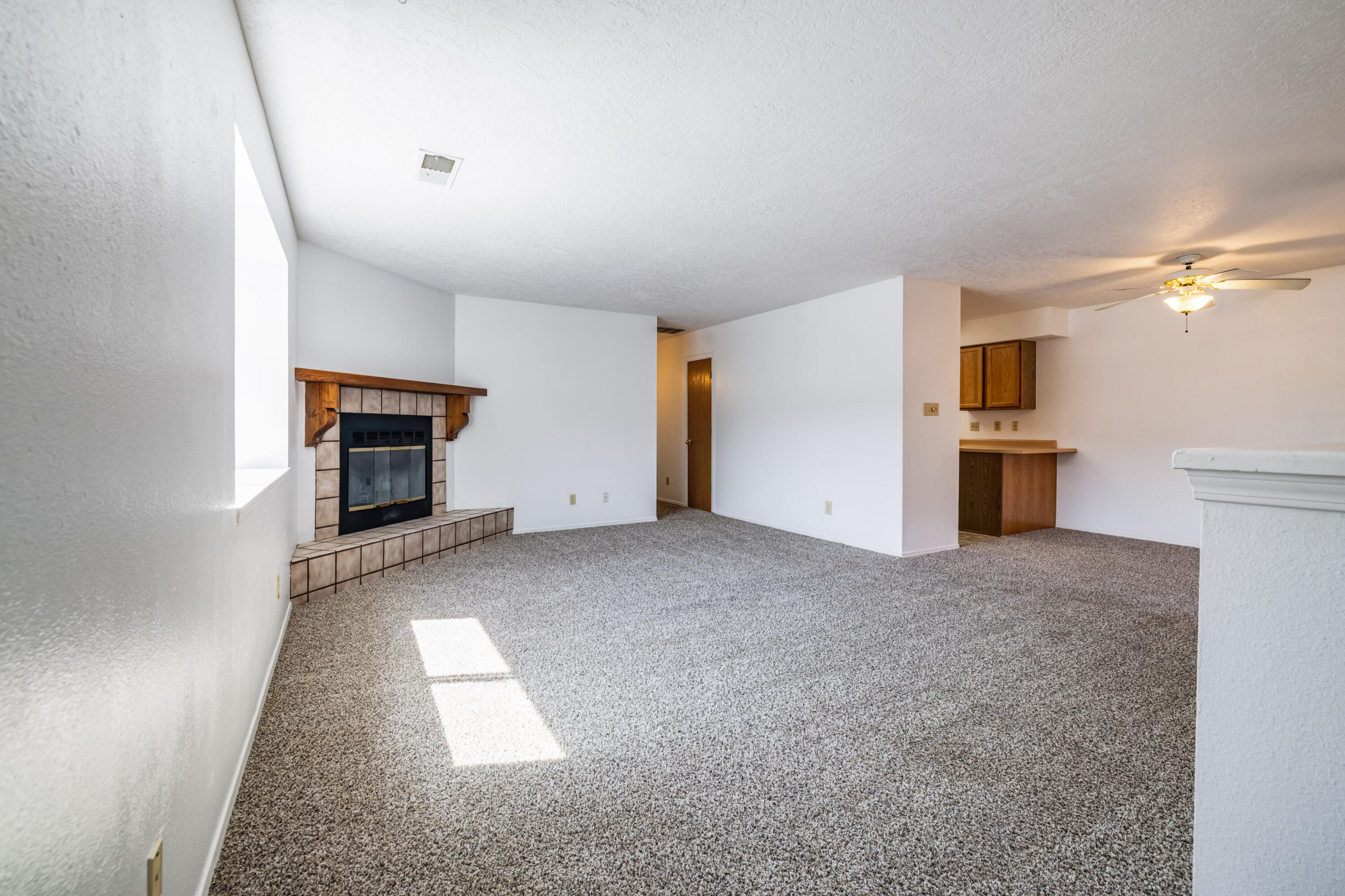 Photo 19 — 5801 Lowell Street NE UNIT 28D