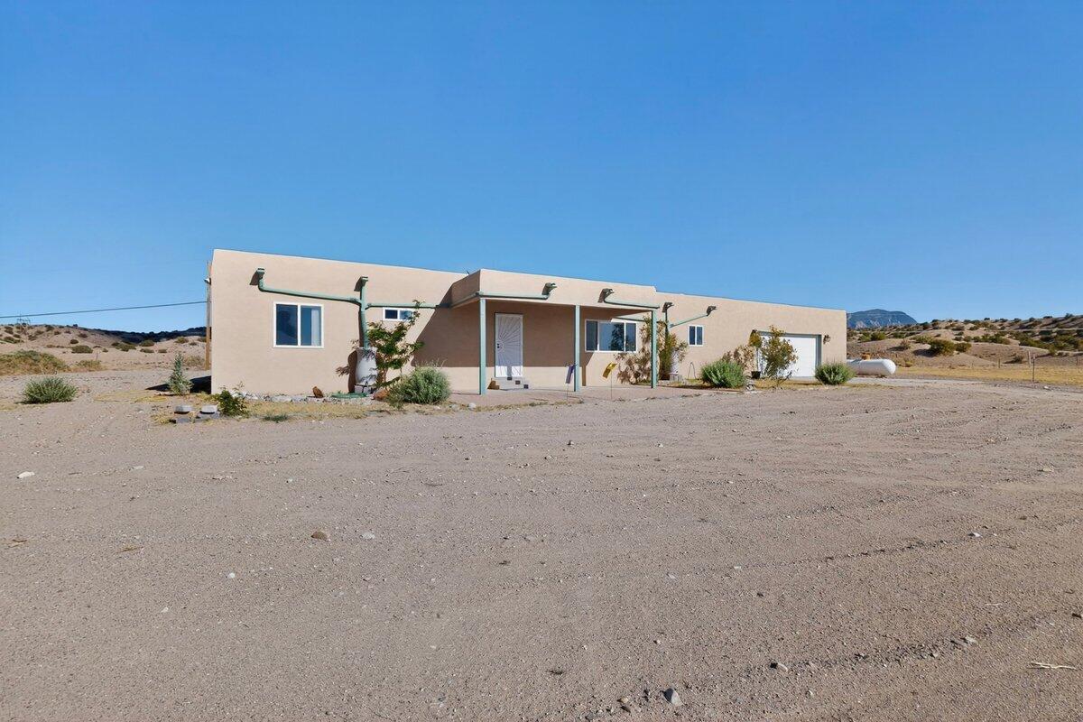 35 Coronado Road, Algodones, NM 87001