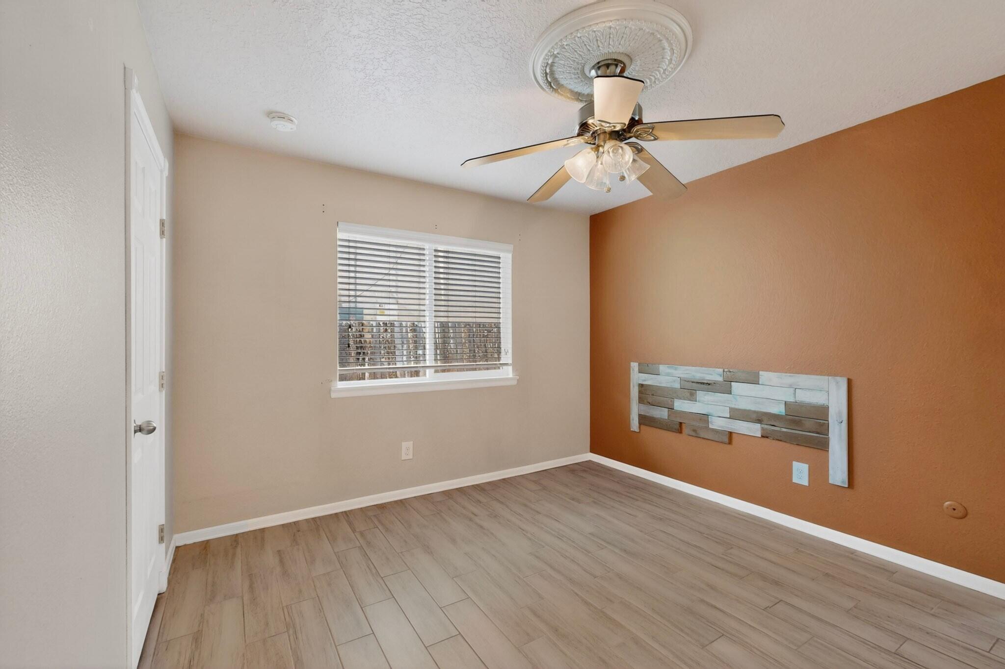 Photo 10 — 5117 E Camino NW