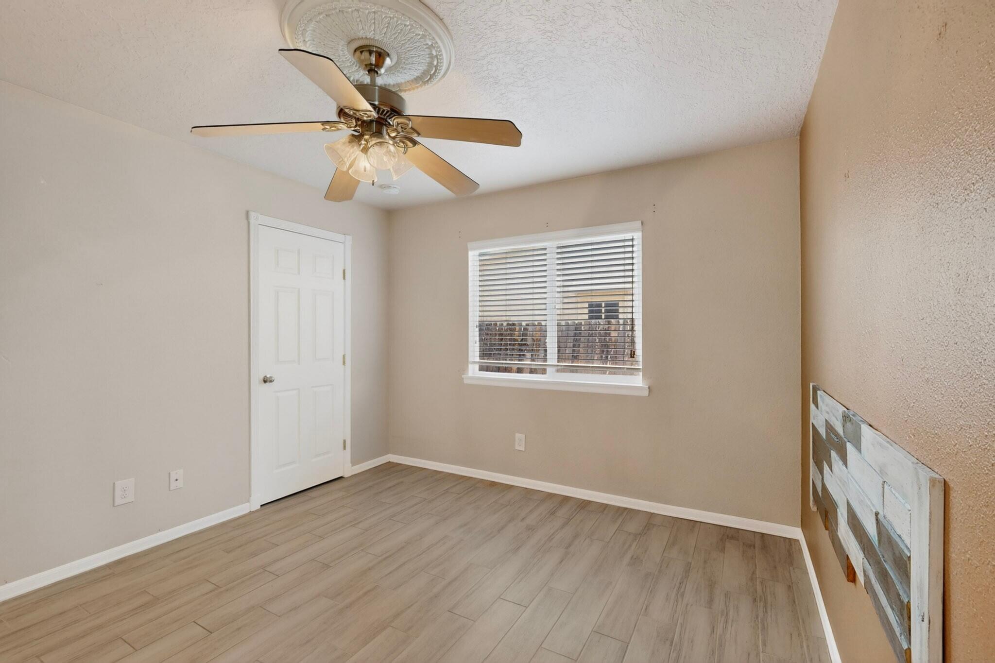 Photo 11 — 5117 E Camino NW