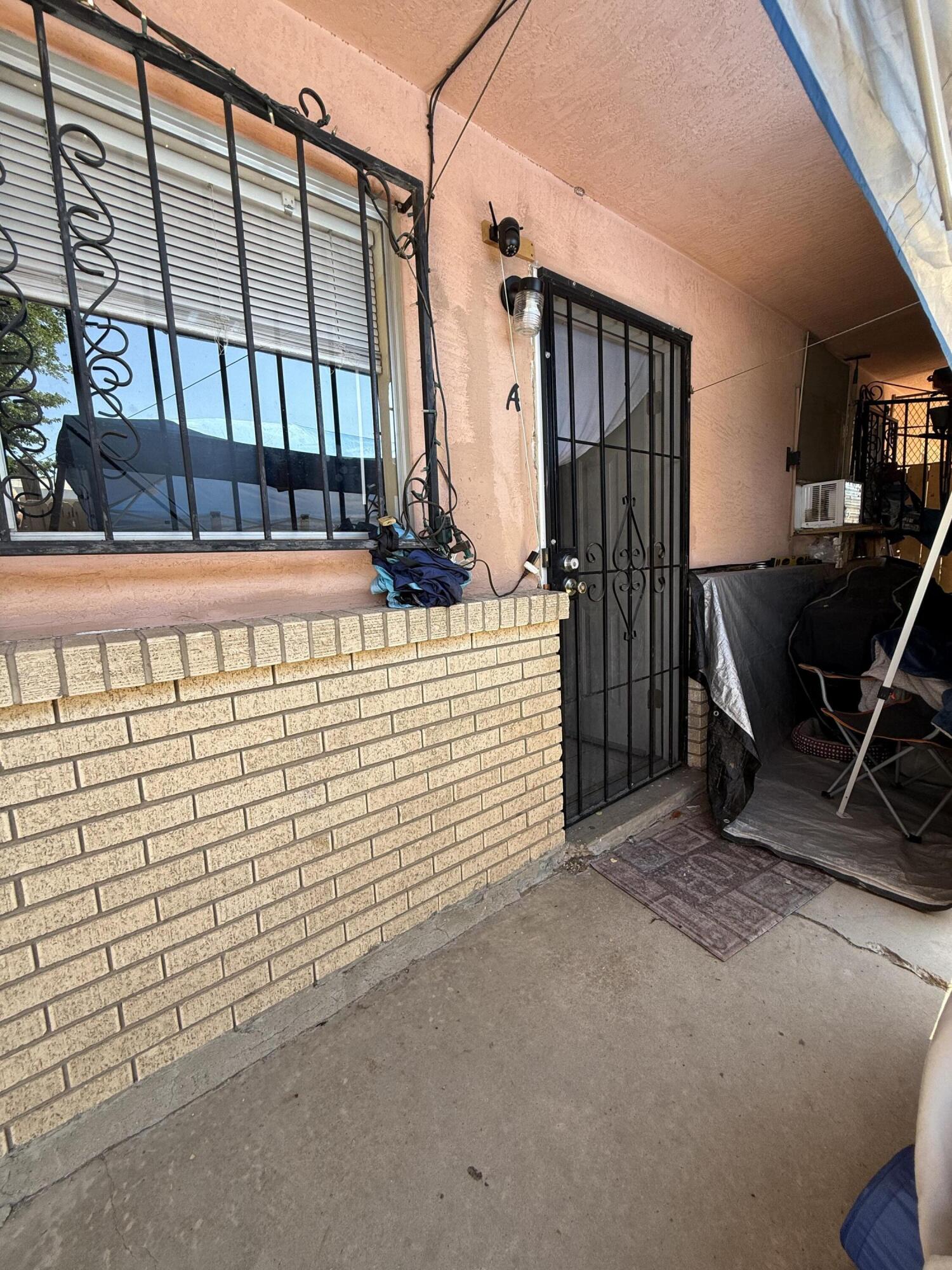 Photo 4 — 520 Kentucky Street SE