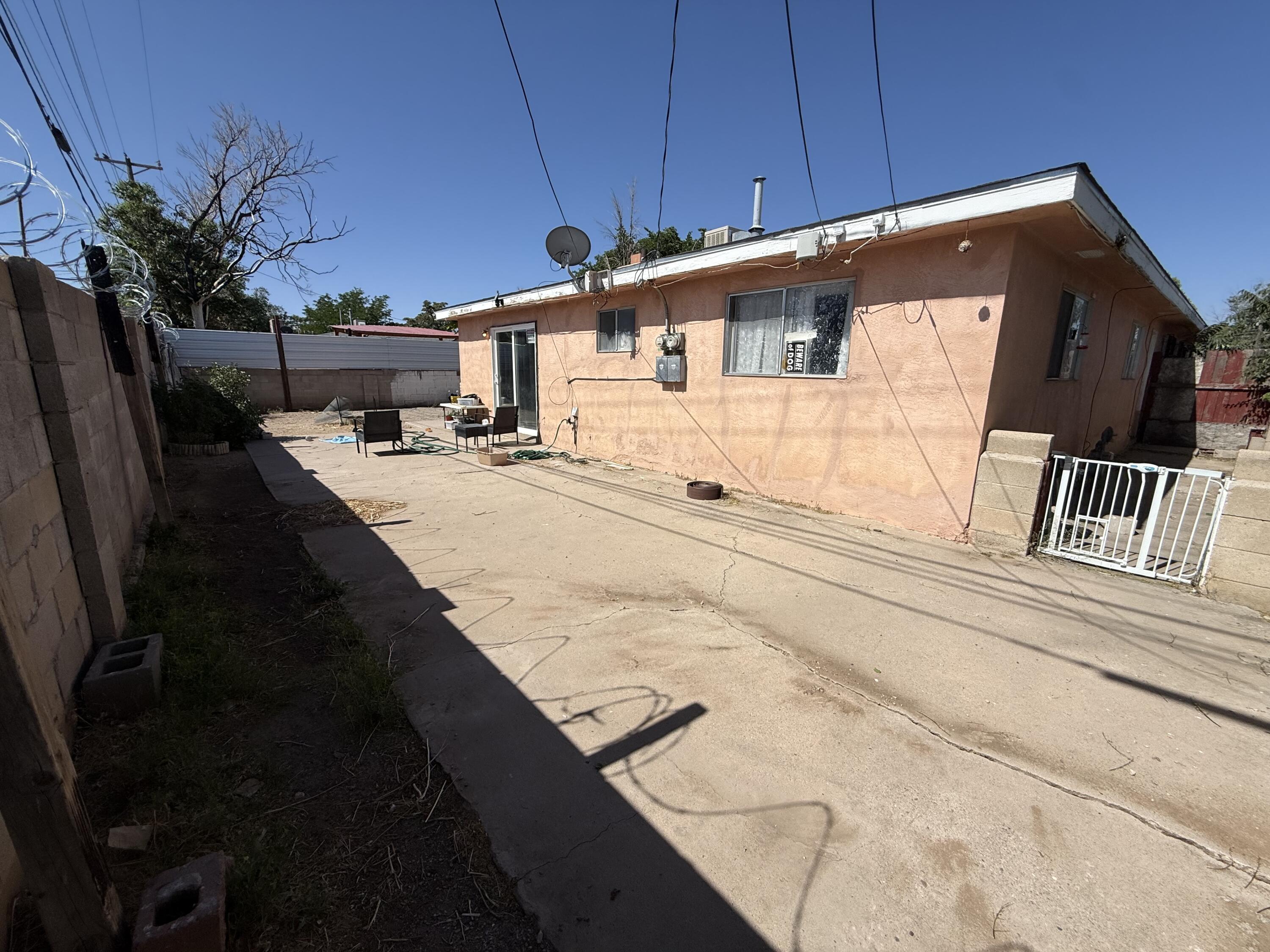 Photo 10 — 520 Kentucky Street SE