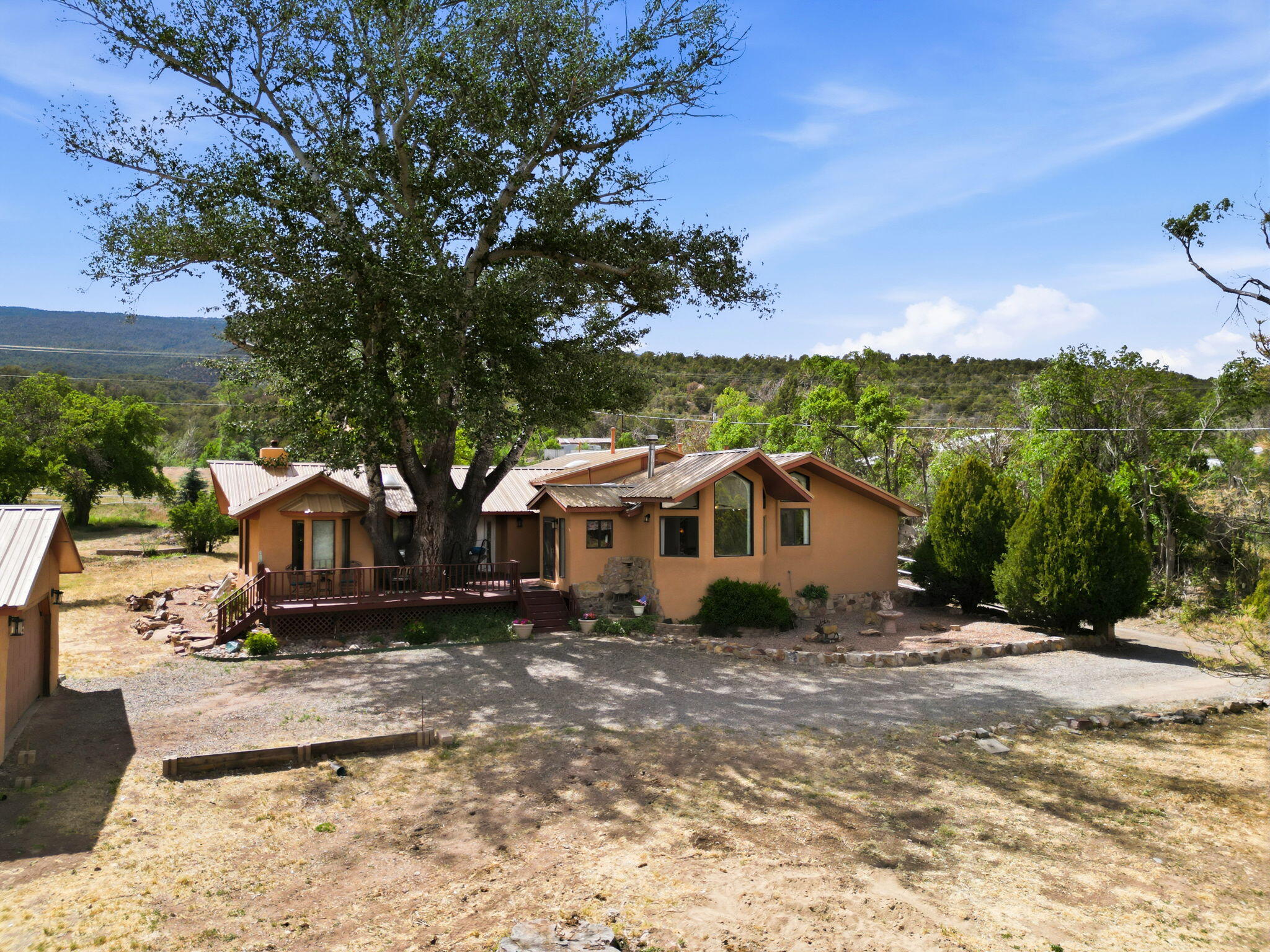 4 Cirquela Road