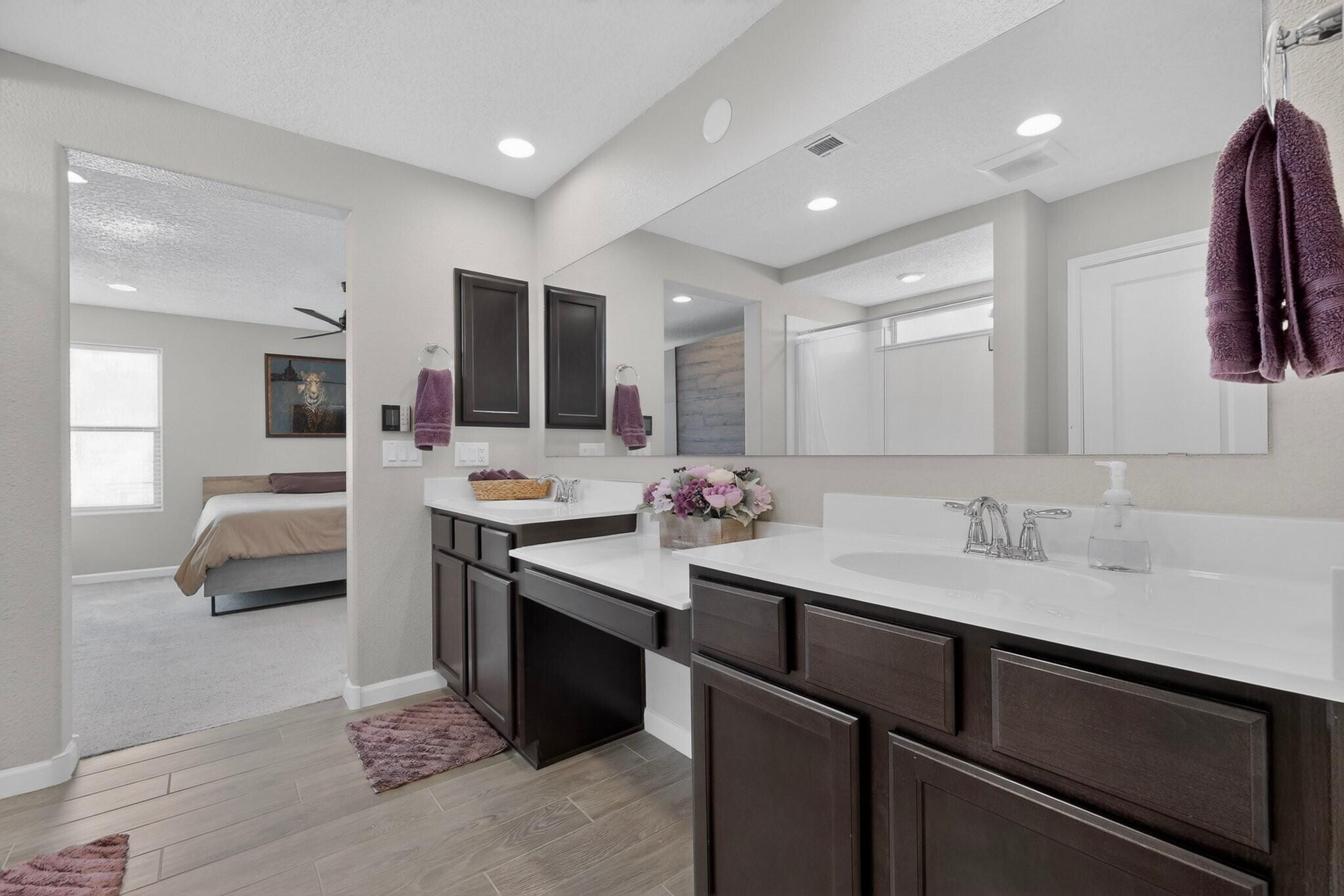 Photo 6 — 3058 Shannon Lane NE
