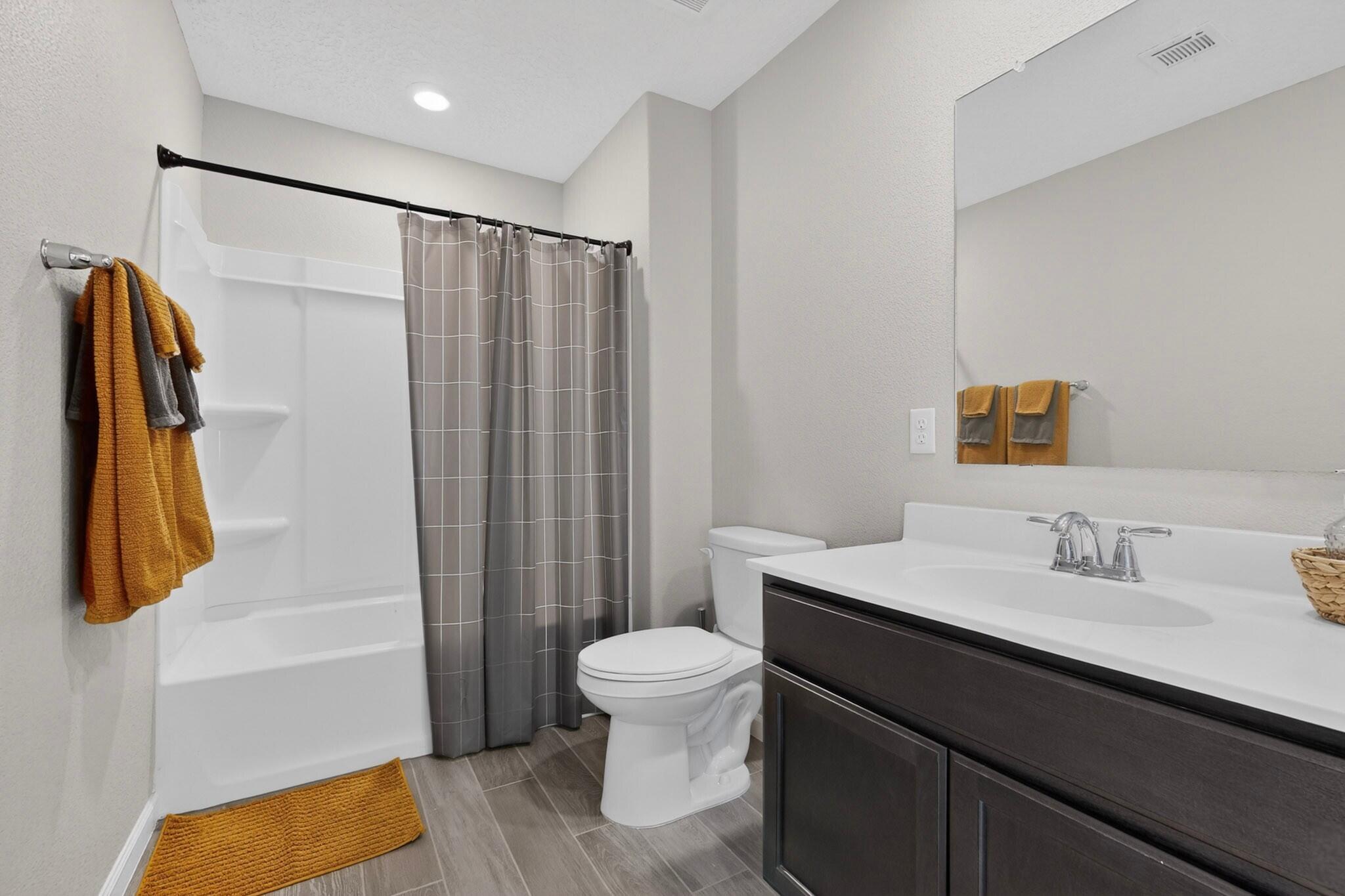 Photo 10 — 3058 Shannon Lane NE