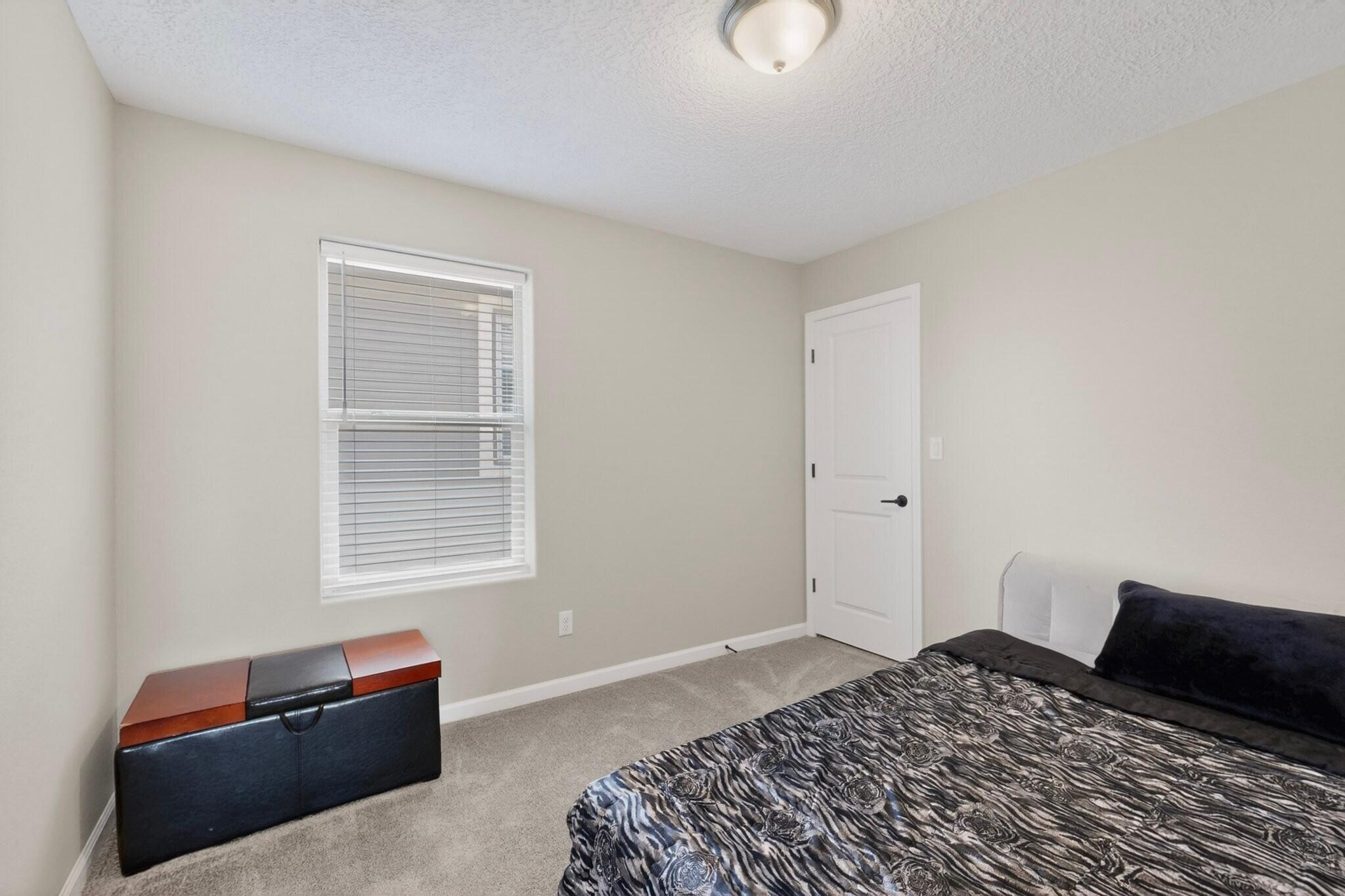Photo 12 — 3058 Shannon Lane NE