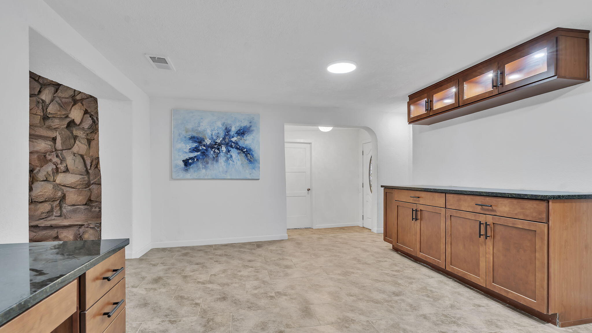 Photo 11 — 3102 Rosendo Garcia Road SW