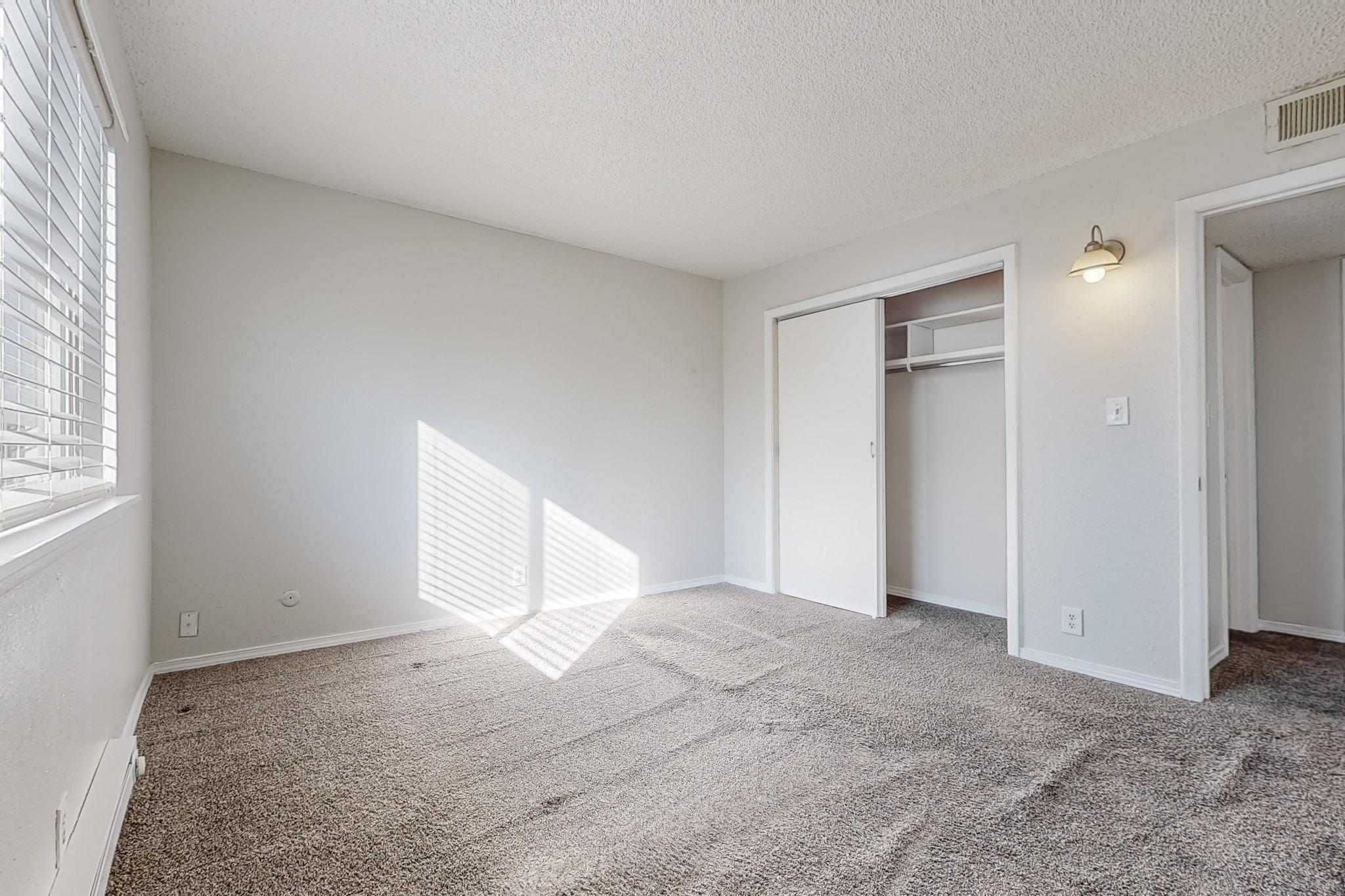 Photo 14 — 12013 Stilwell Drive NE APT A