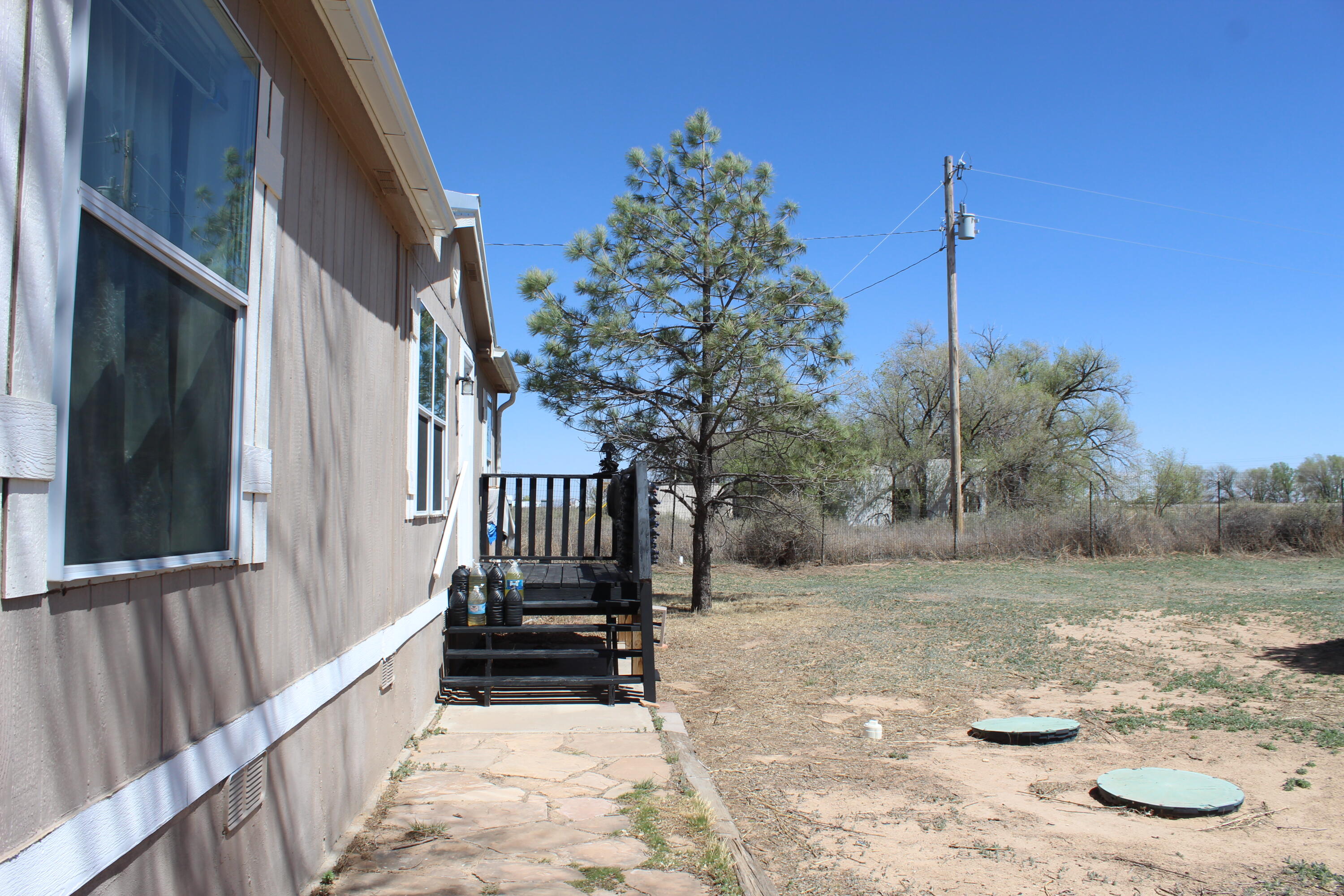 Photo 8 — 406 E Abrahames Road