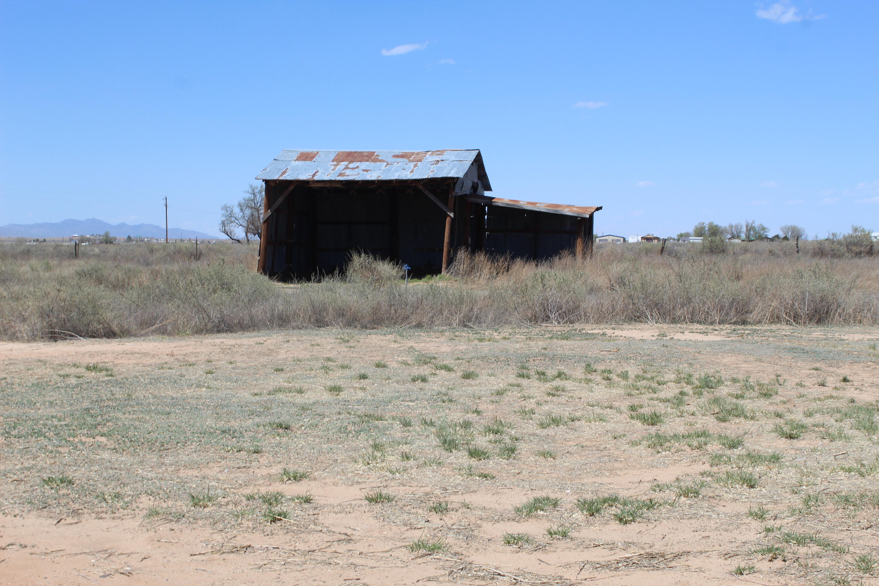 Photo 18 — 406 E Abrahames Road