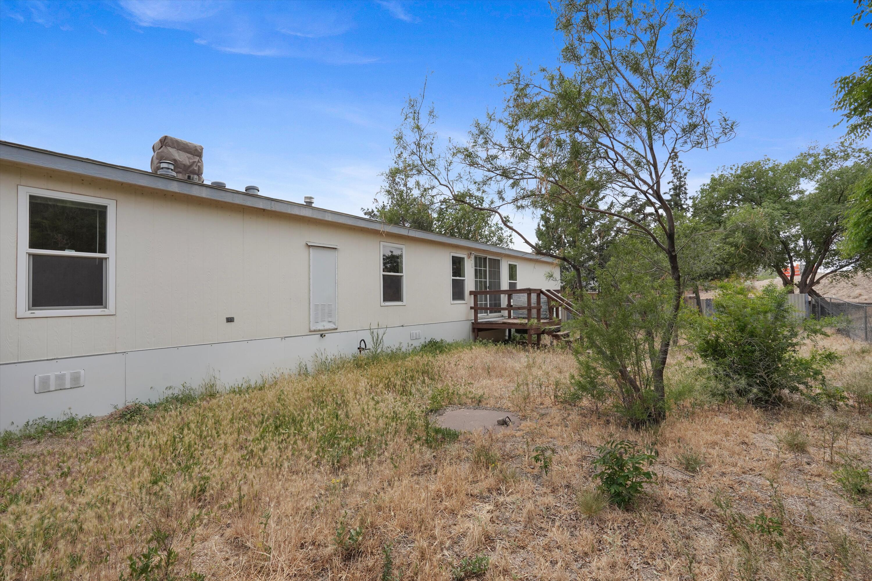 Photo 4 — 4 Whittier Place SE